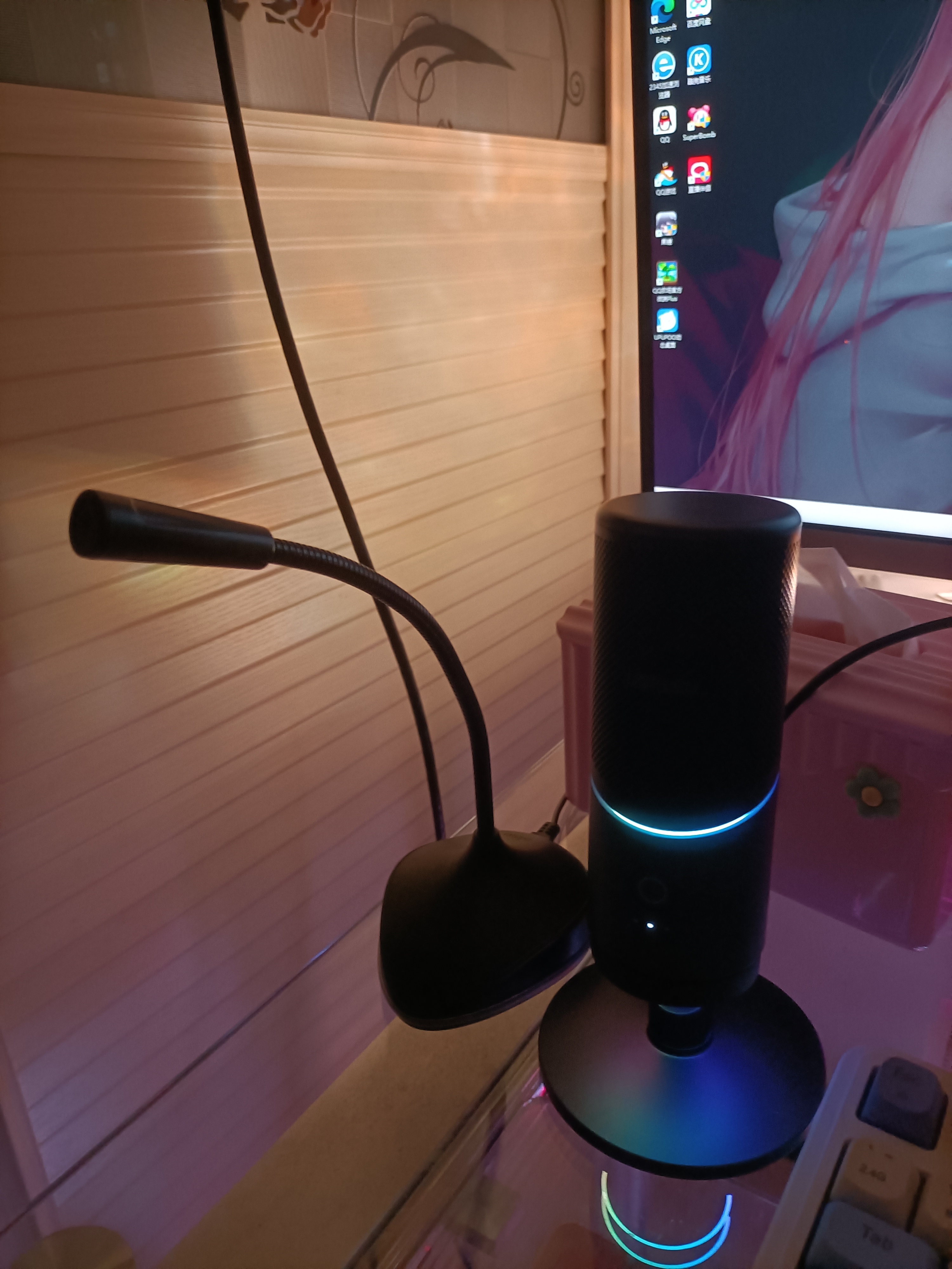 绿联USB电容麦克风直播专用高采样率降噪收音游戏唱歌录音