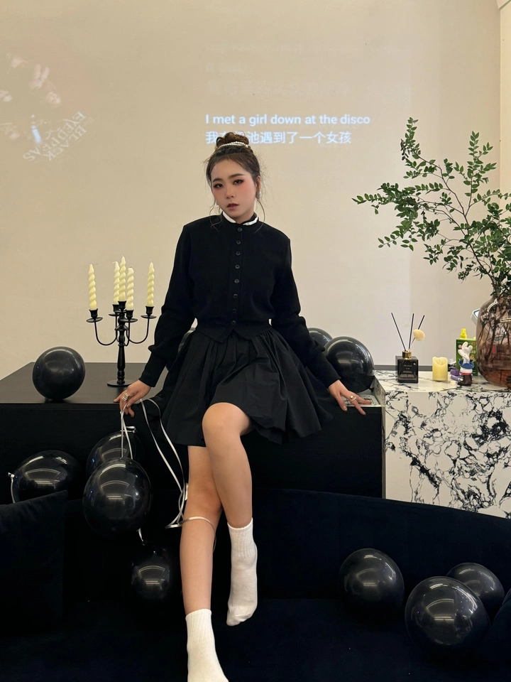 unifittoo早春小香风套装 一整套搞定韩系高级感穿搭 富家千金气质满满 裙装设计优雅显瘦