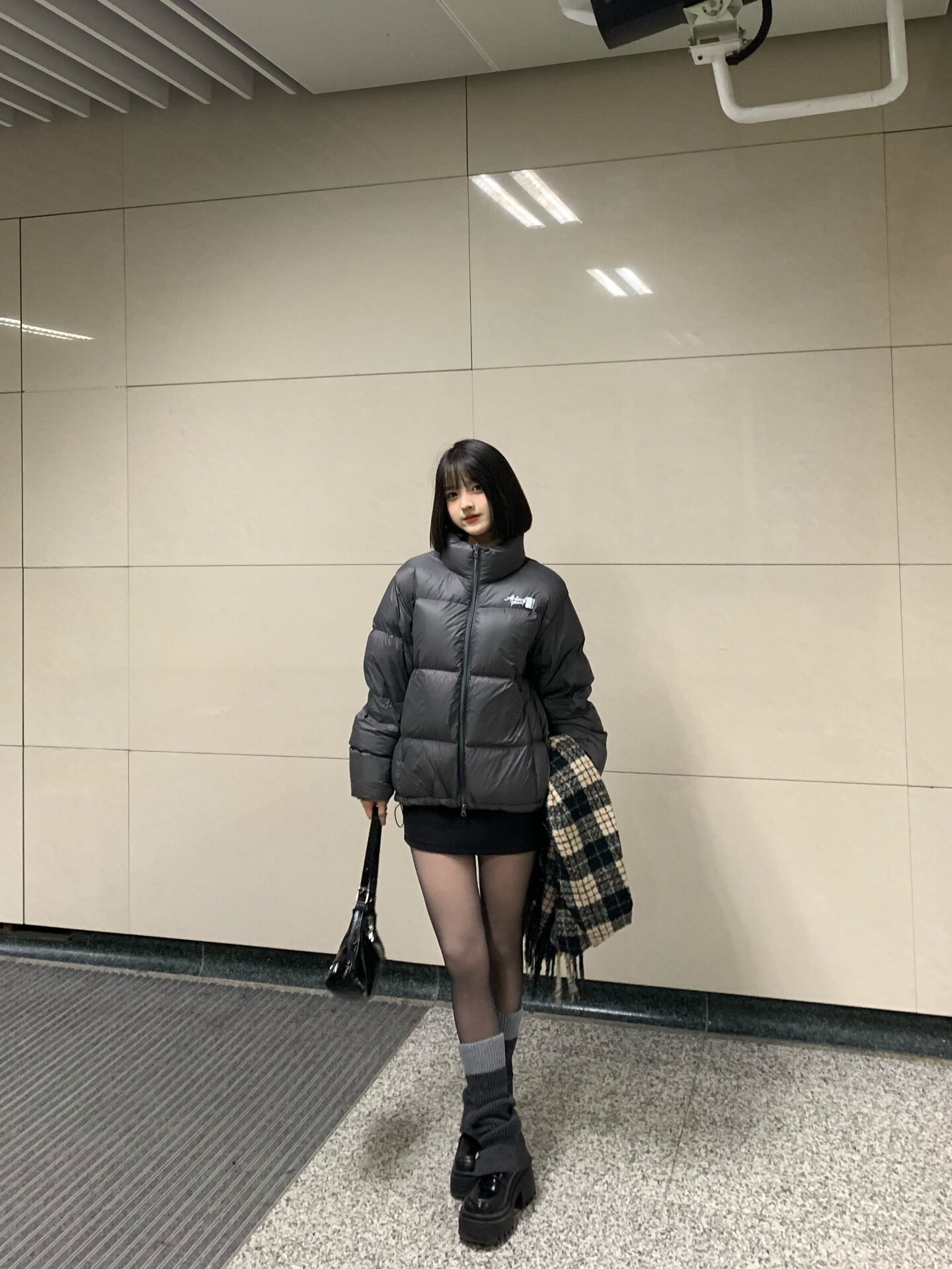 小野和子冬季黑丝光腿神器 加绒双层设计保暖不臃肿 替换装方便实用