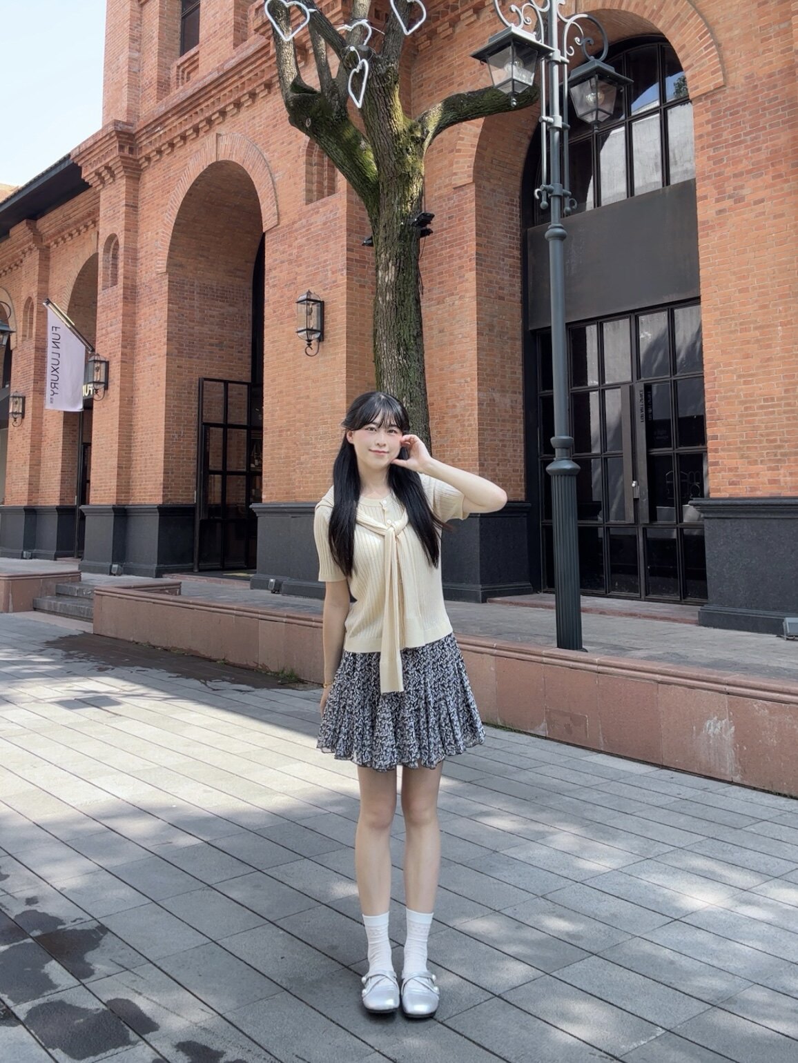 ELLE夏季法式碎花伞裙A字版型遮肉显瘦 碎花图案清新浪漫小众设计别致不撞款