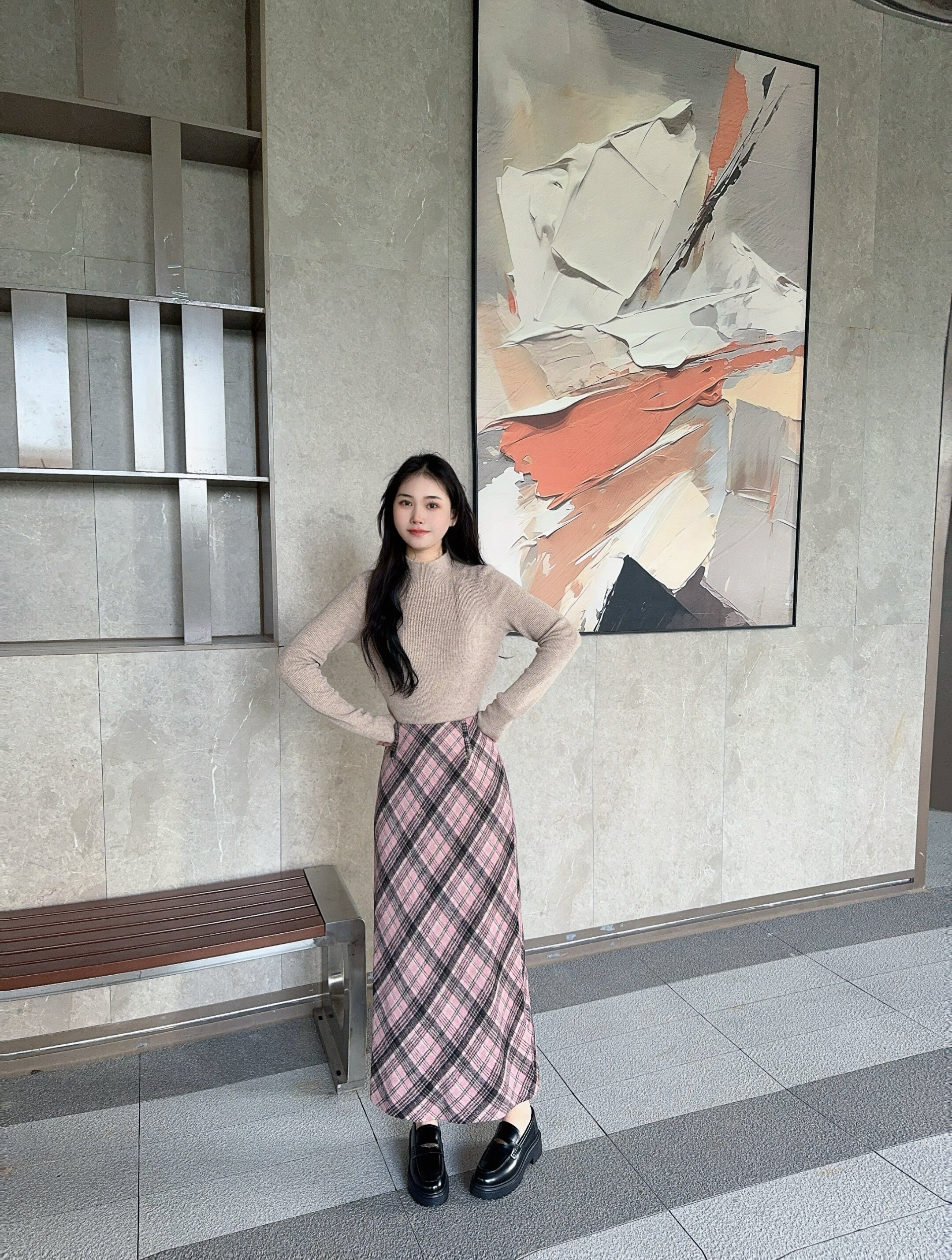 宋佳同款百丽海鸥乐福鞋2.0：厚底真皮的英伦飒爽美学