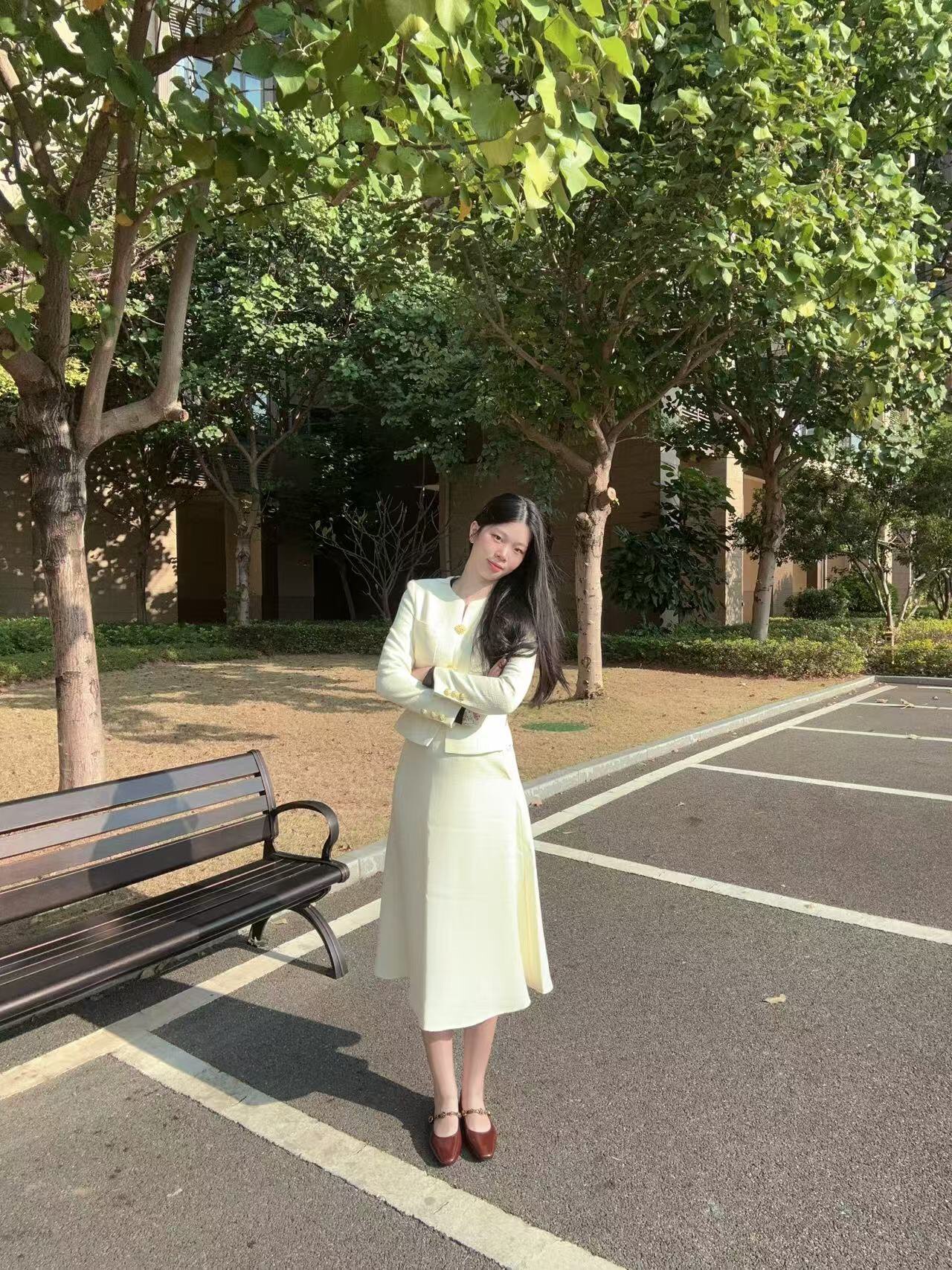 管乐同款百思图红玫瑰玛丽珍鞋 春季单鞋凉鞋两穿设计