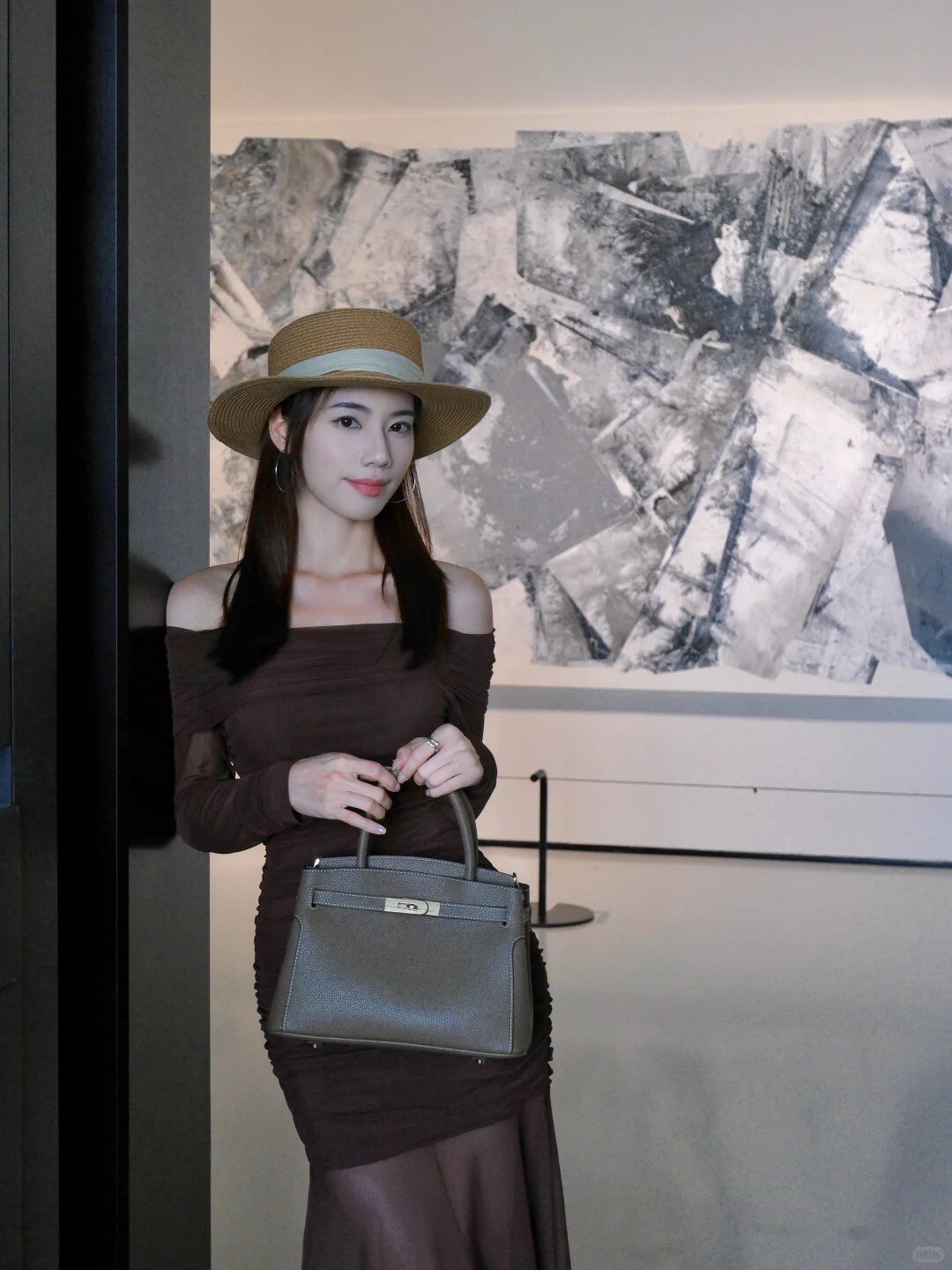 百丽鎏金岁月凯莉包 质感牛皮高级耐磨 大容量通勤 妈妈包婚包两用