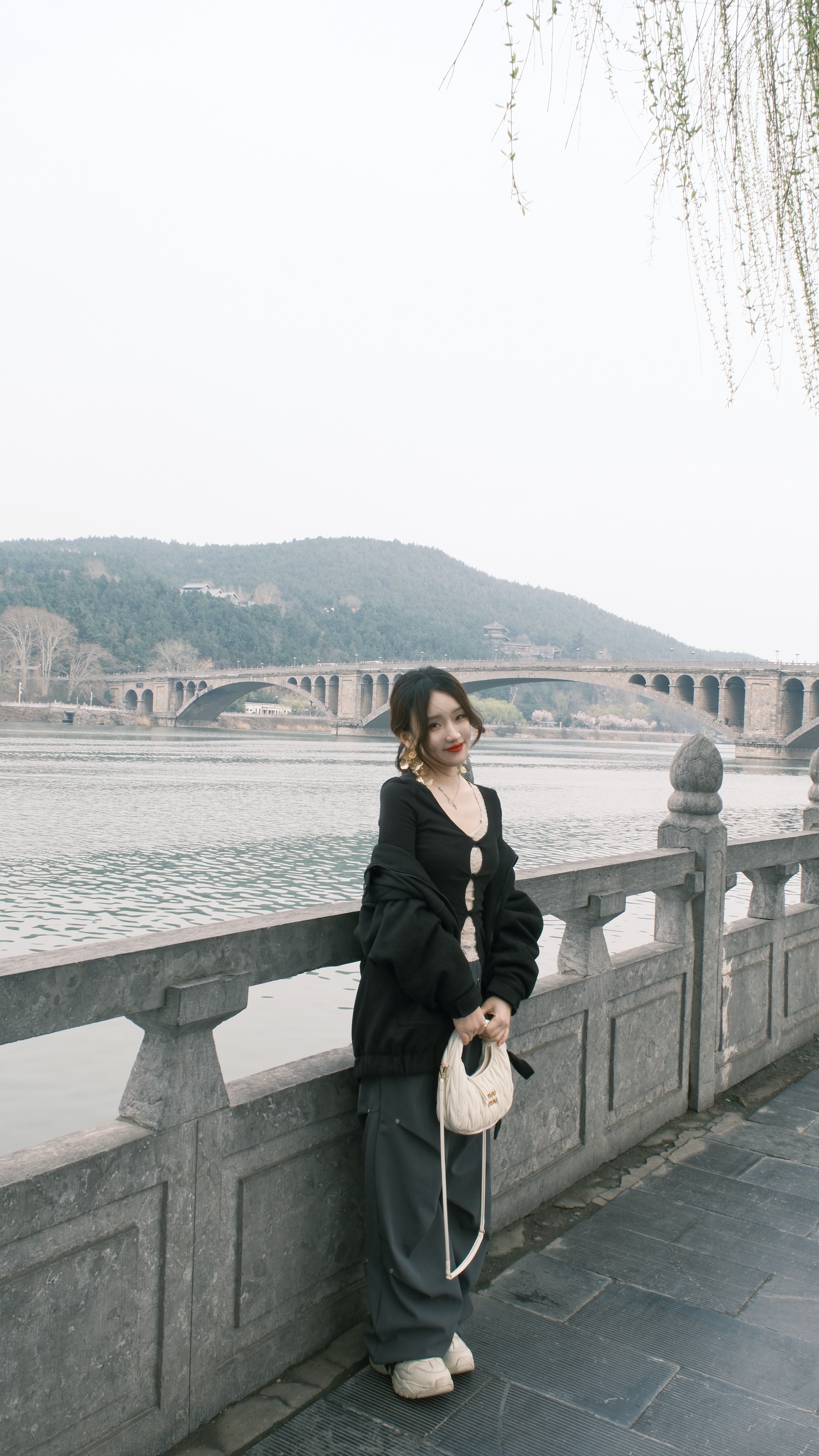 Tongiiuu洛可Betty假两件蕾丝针织衫 修身长袖显瘦百搭 内搭打底或单穿都时髦