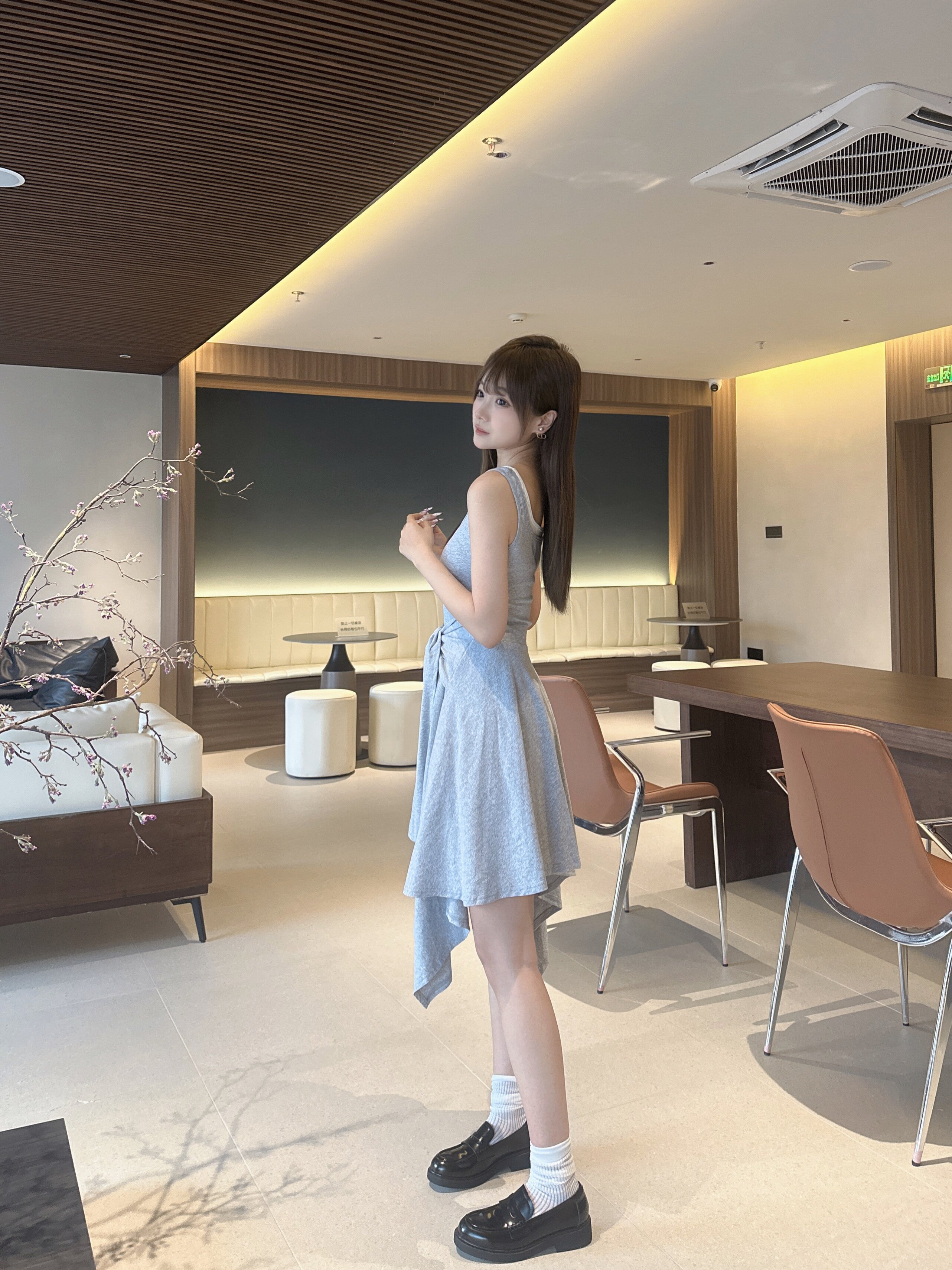 田曦薇同款百丽海鸥乐福鞋2.0 厚底增高设计拉长比例 真皮材质柔软亲肤