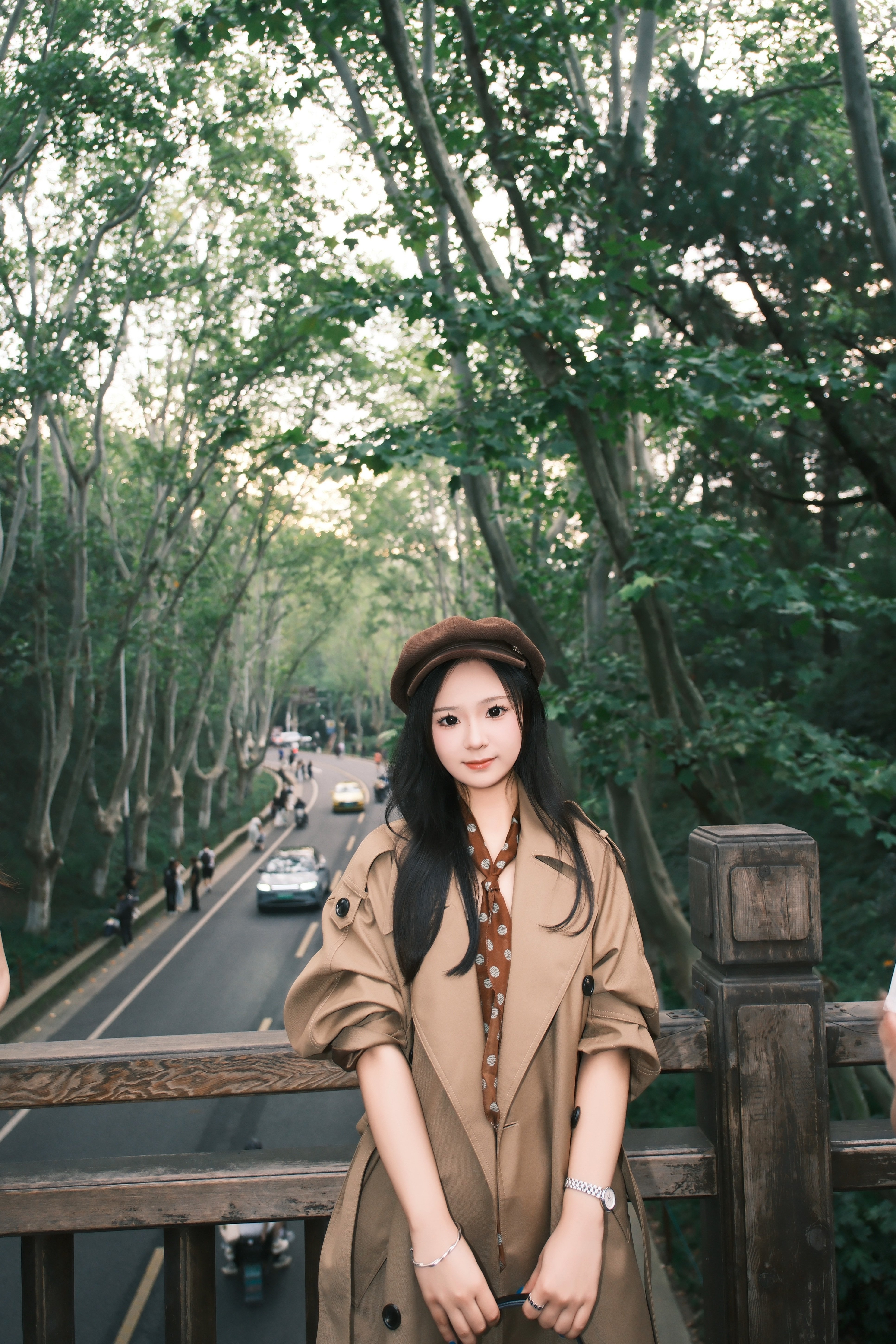 解锁法式优雅密码——周淼ZHOUMIAO"巴黎旧梦"风衣穿搭图鉴