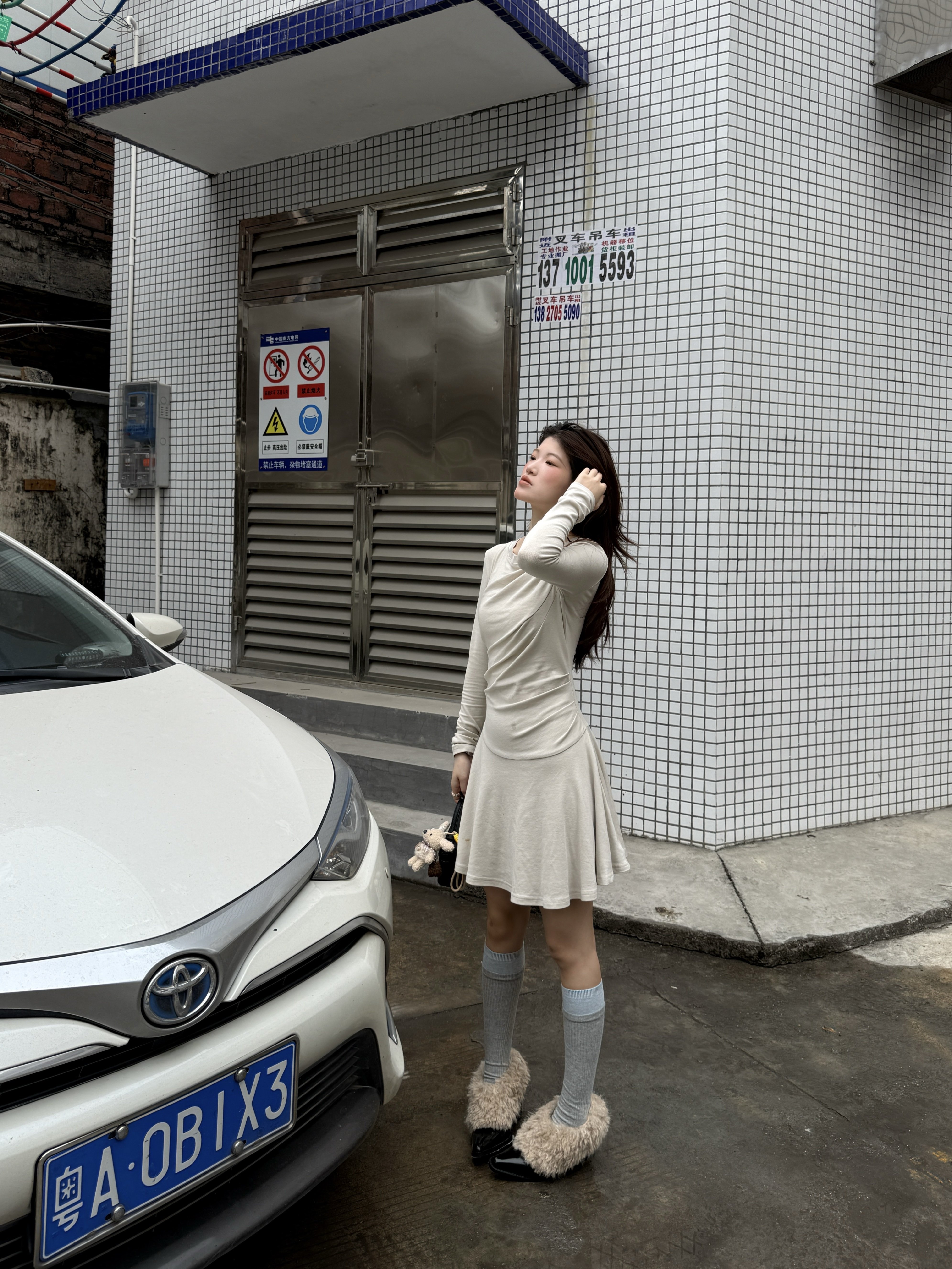 黑泽玄七2026早春新款胖mm收腰针织连衣裙：褶皱遮肉的显瘦自信美学