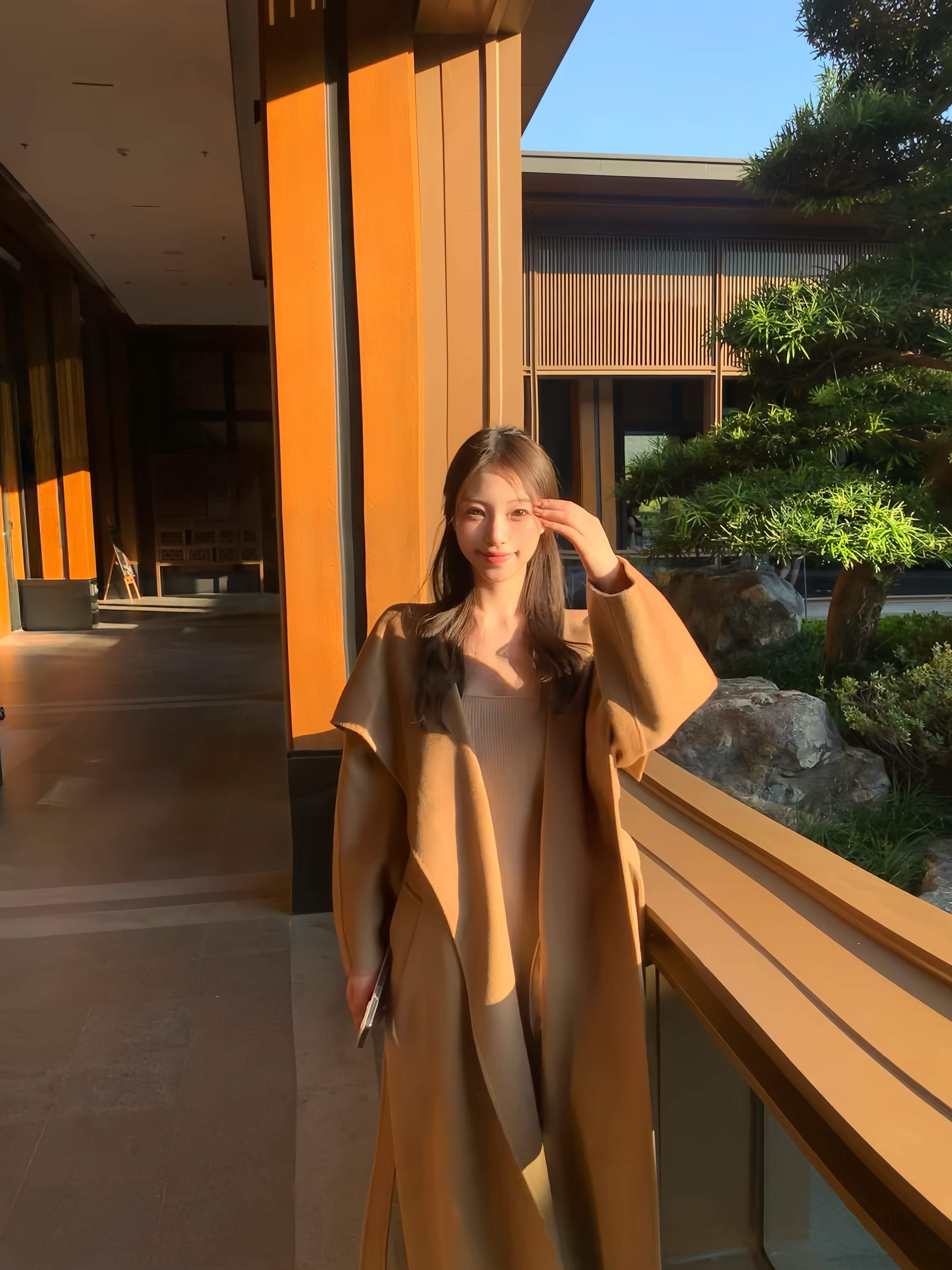 JIUCHIC|M家Rienza大翻领双面水波纹山羊绒大衣