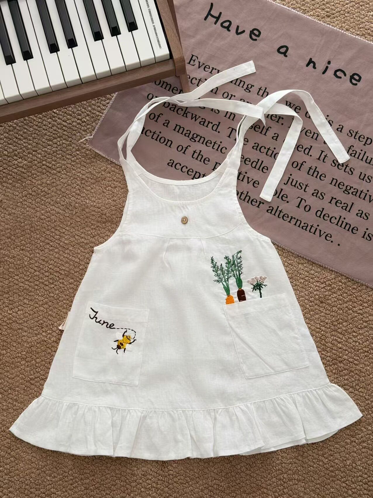 Customer photo for White Single-Layer (Machine Embroidery), 110cm