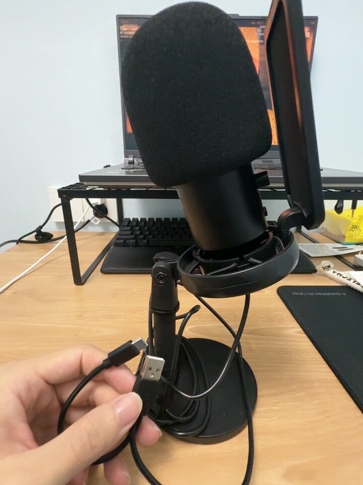 御葵U780电容麦克风USB降噪麦克风游戏语音专用麦克风心型指向一键降噪