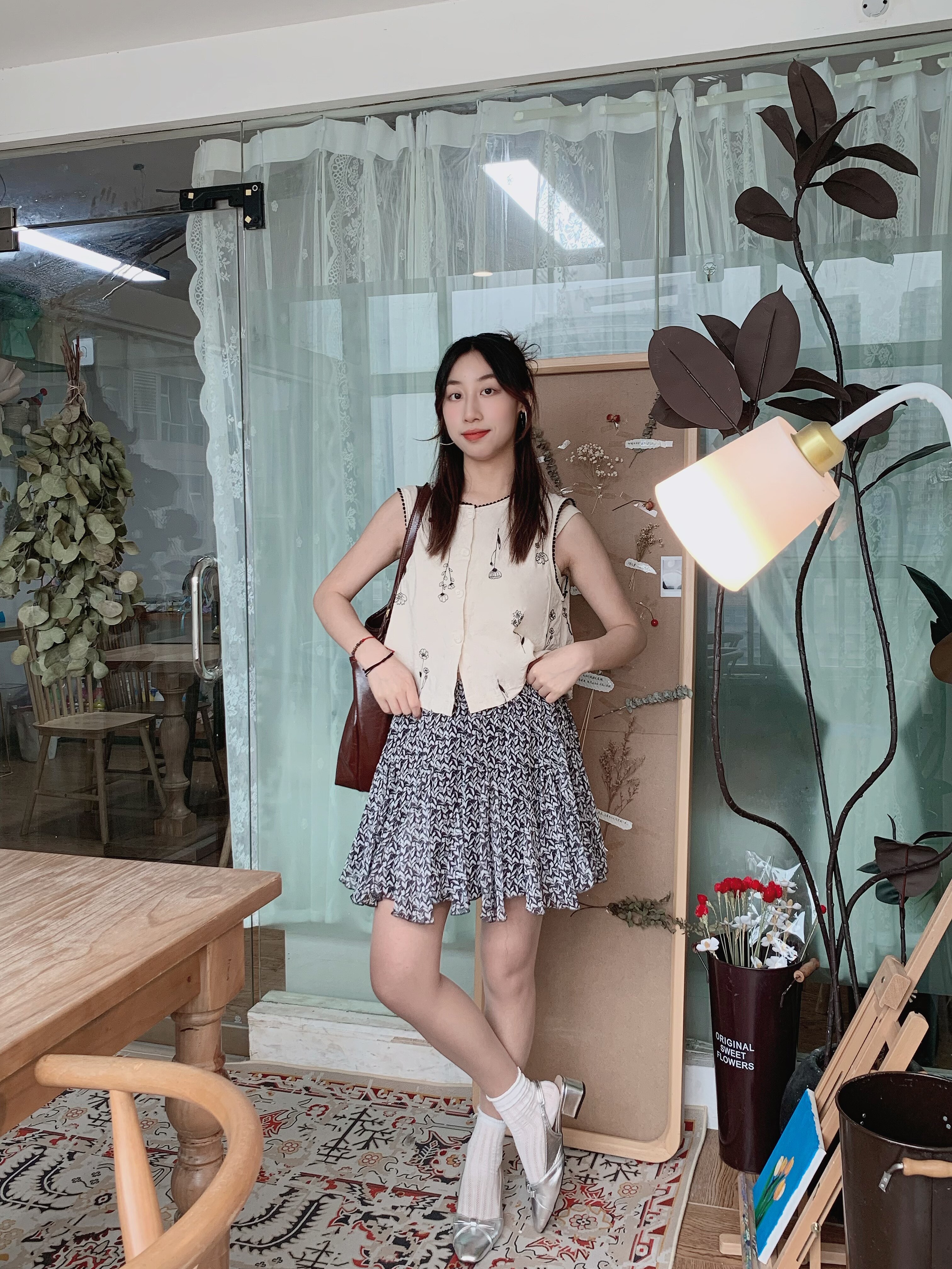 ELLE夏季法式碎花伞裙A字版型遮肉显瘦 碎花图案清新浪漫小众设计别致不撞款