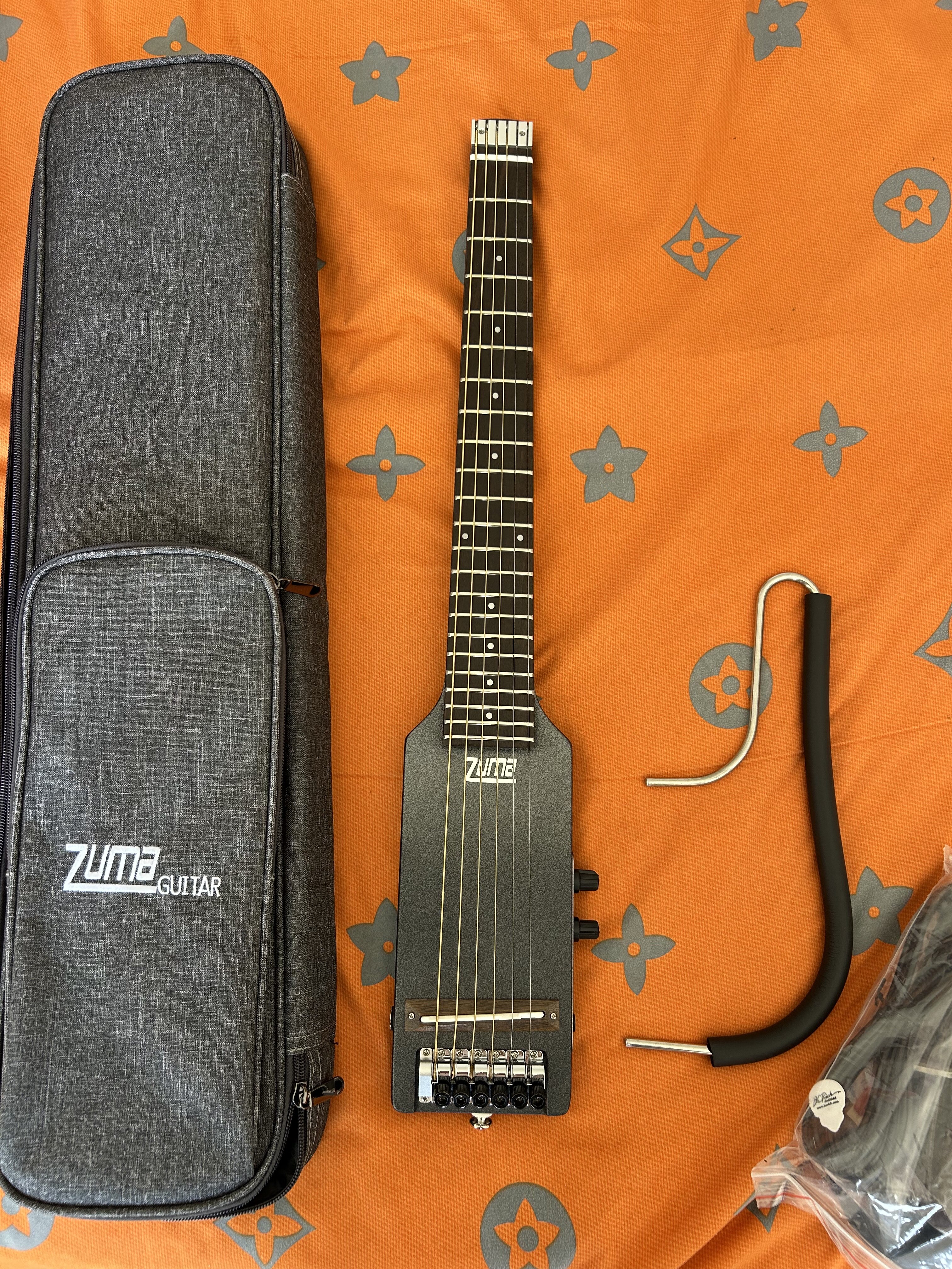 world.taobao.com: Zuma 26inch Ultra-Short Folding Silent Guitar