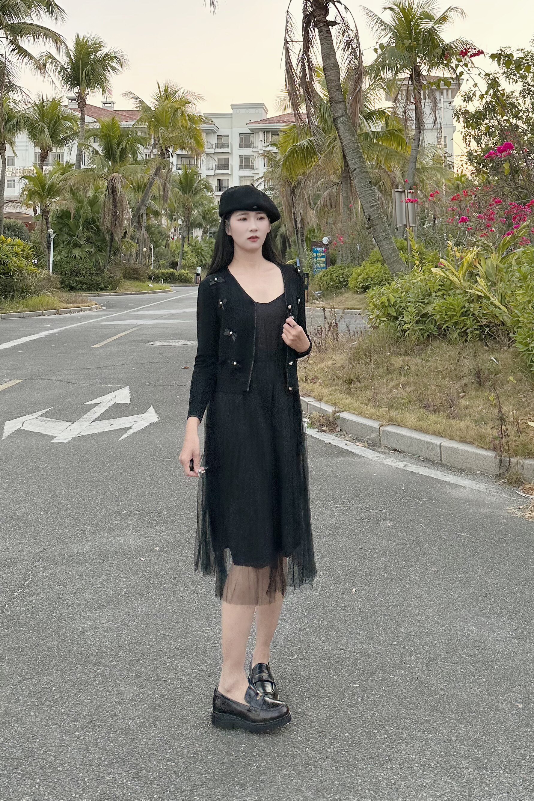 宋佳同款百丽海鸥乐福鞋2.0：厚底真皮的英伦飒爽美学