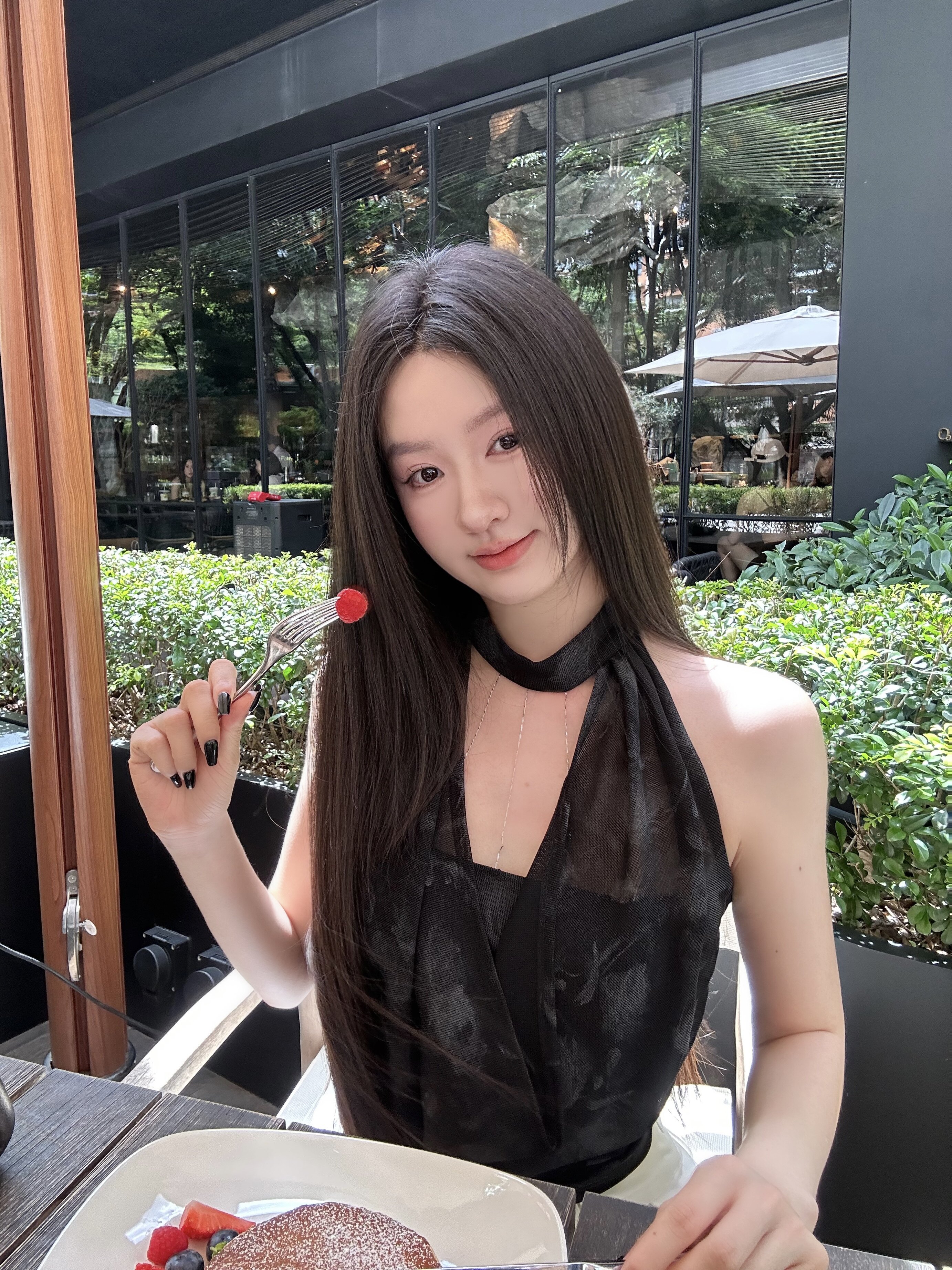 VIAPITTI夏季爆款链条荡领挂脖背心 收腰修身显瘦百搭 辣妹风与设计感并存