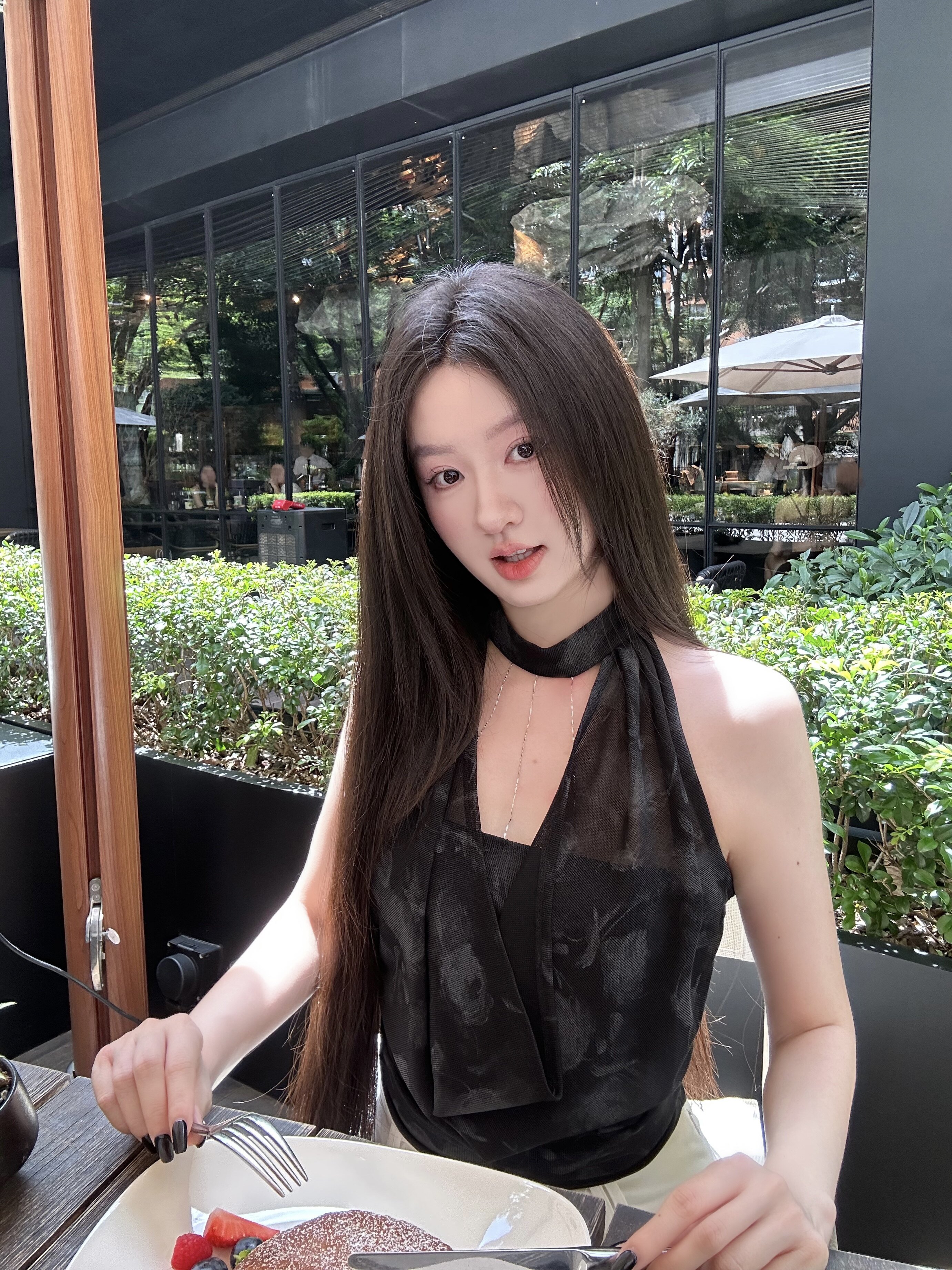 VIAPITTI夏季爆款链条荡领挂脖背心 收腰修身显瘦百搭 辣妹风与设计感并存