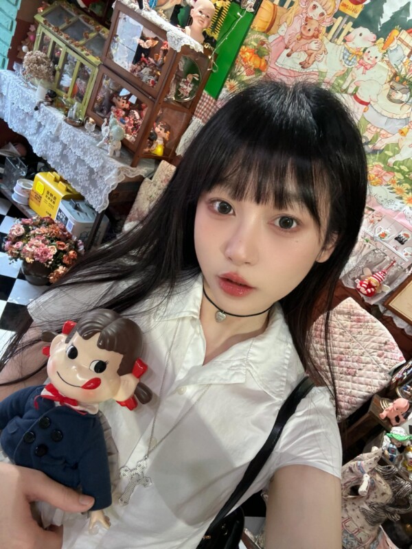 真我黑长直漫画齐刘海假发套 全真发整顶设计 自然隐形无痕贴合 长发飘逸顺滑
