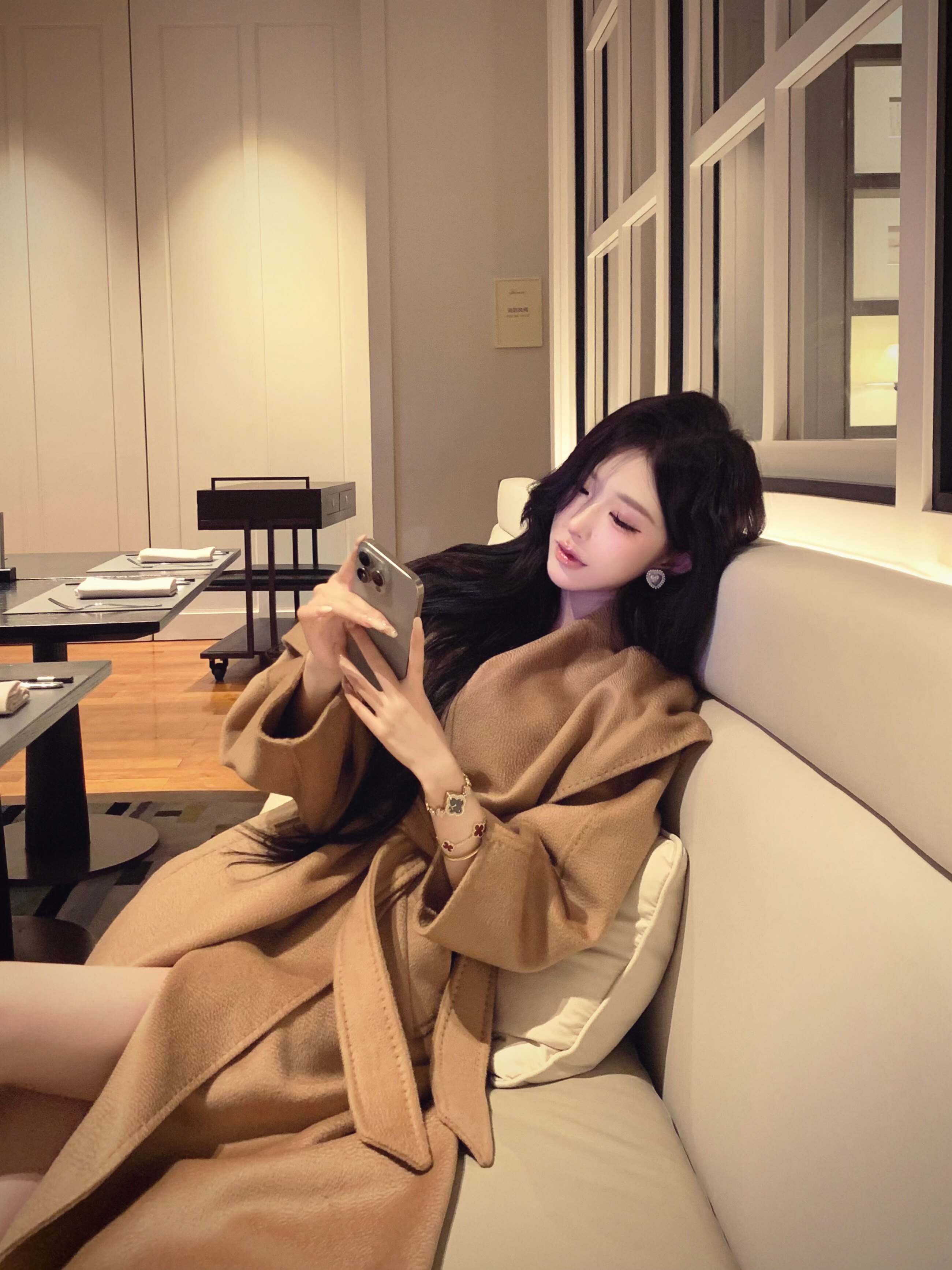 JIUCHIC|M家Rienza大翻领双面水波纹山羊绒大衣