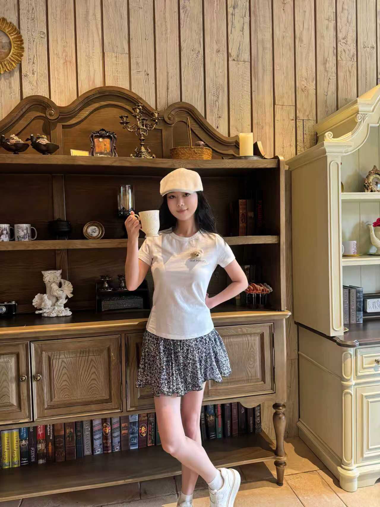 ELLE夏季法式碎花伞裙A字版型遮肉显瘦 碎花图案清新浪漫小众设计别致不撞款