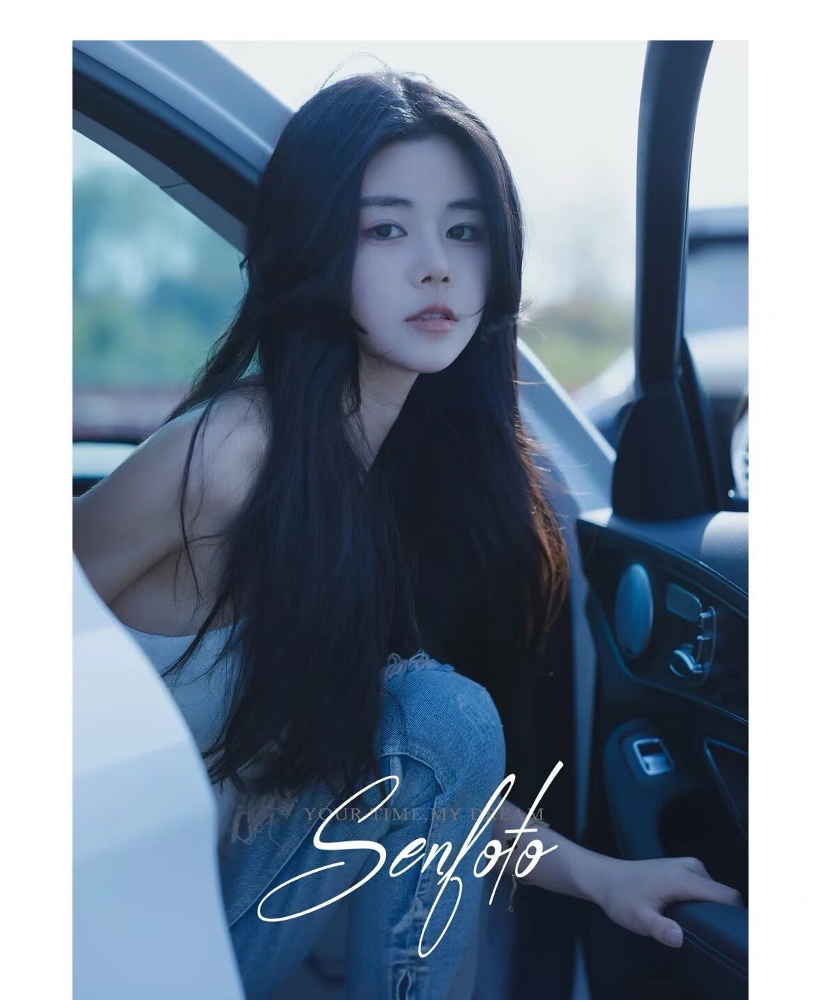 禾莎时尚辣妹挂脖吊带背心 修身显瘦短款设计 外穿内搭都高级 别致百搭