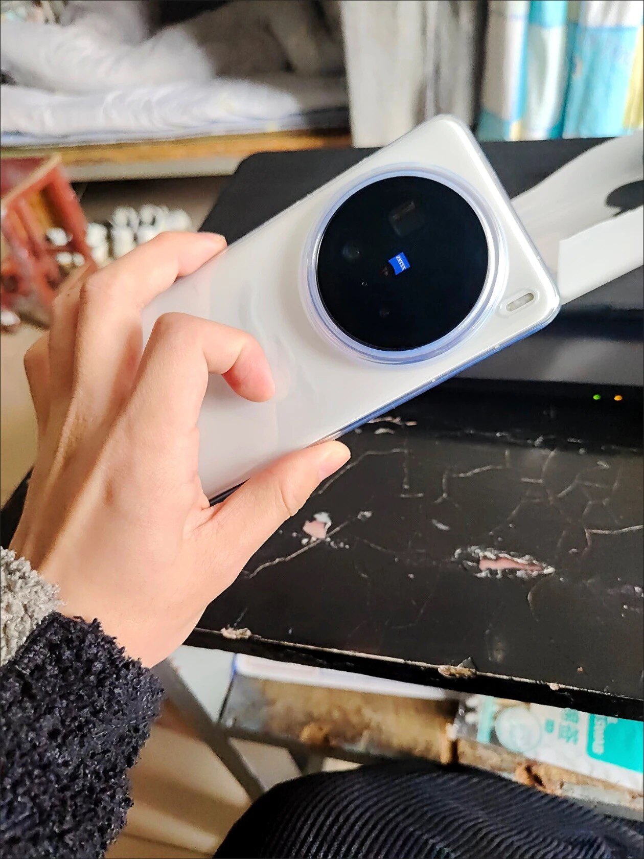 vivo X200 Pro 5G手机白月光色支援无线充电天玑9400处理器120Hz AMOLED 