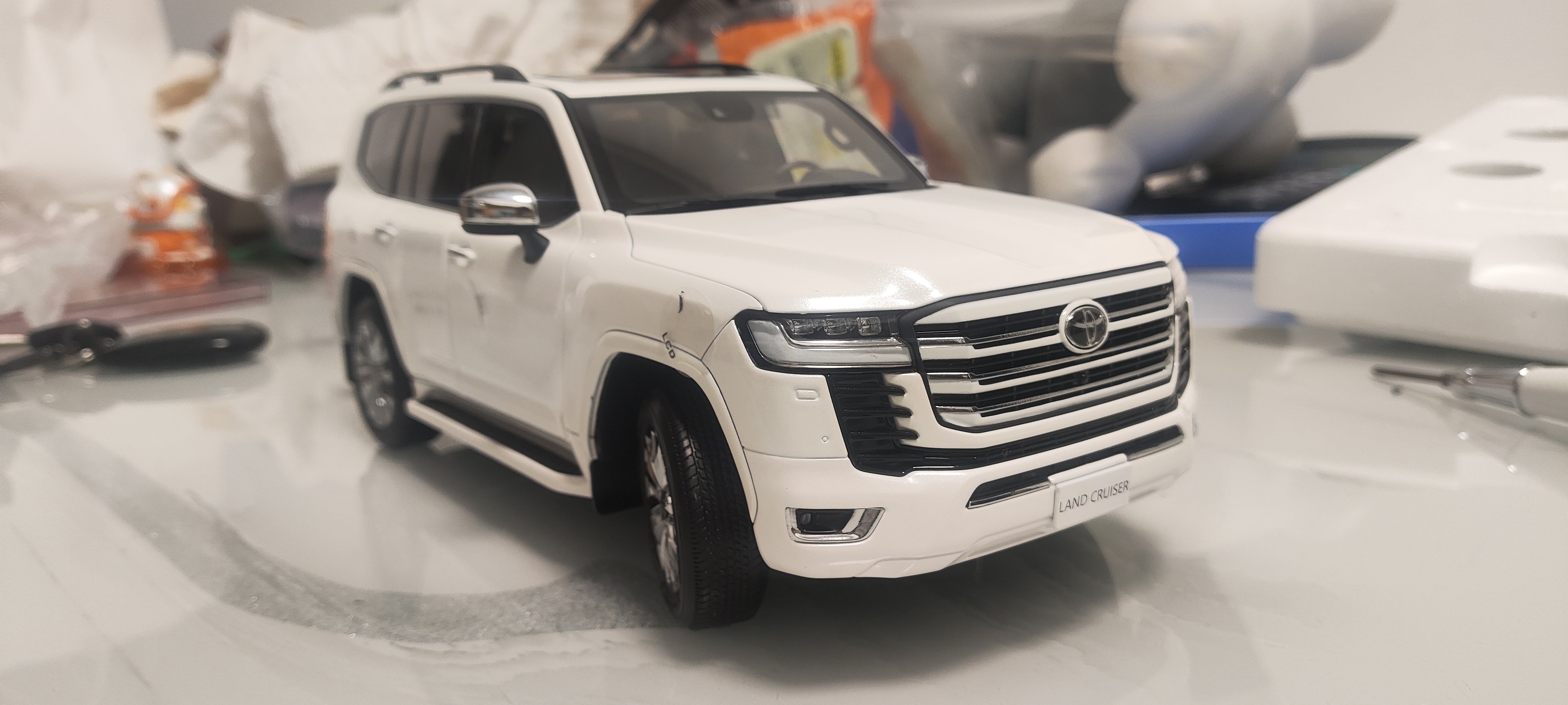 汽車模型 LCD 1：18 丰田陆巡Land Cruiser LC300 ZX 合金汽车模型