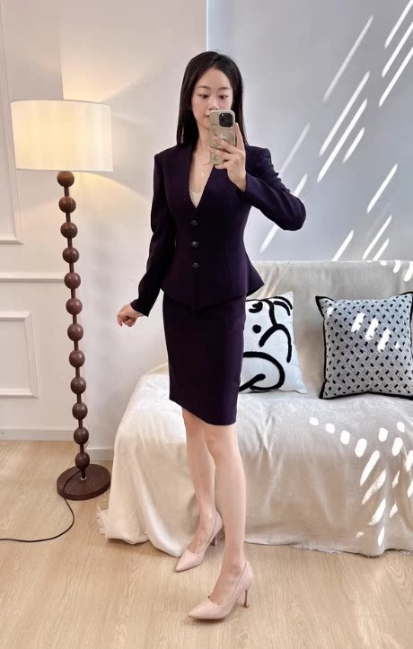 达芙妮夏季法式裸色高跟鞋 尖头细跟拉长比例 婚鞋通勤两相宜 气质百搭