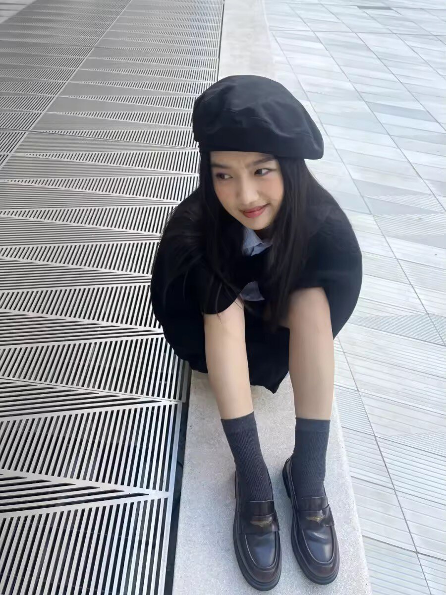 宋佳同款百丽海鸥乐福鞋2.0：厚底真皮的英伦飒爽美学