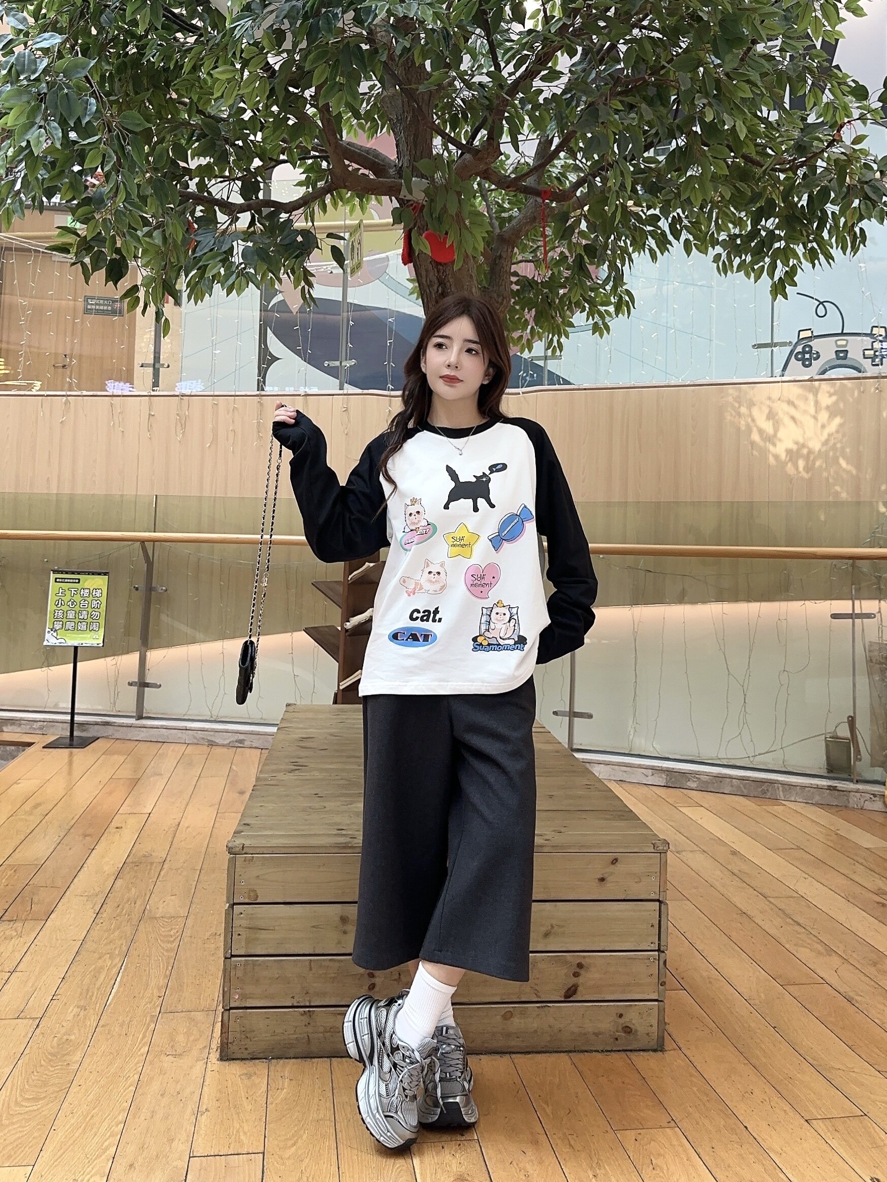 迪丽热巴同款骆驼银月老爹鞋 厚底增高拉长比例 银色系未来感十足