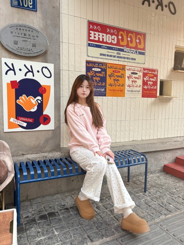 cvrv勃肯包头半拖鞋：7.5cm松糕底的春日慵懒显高美学