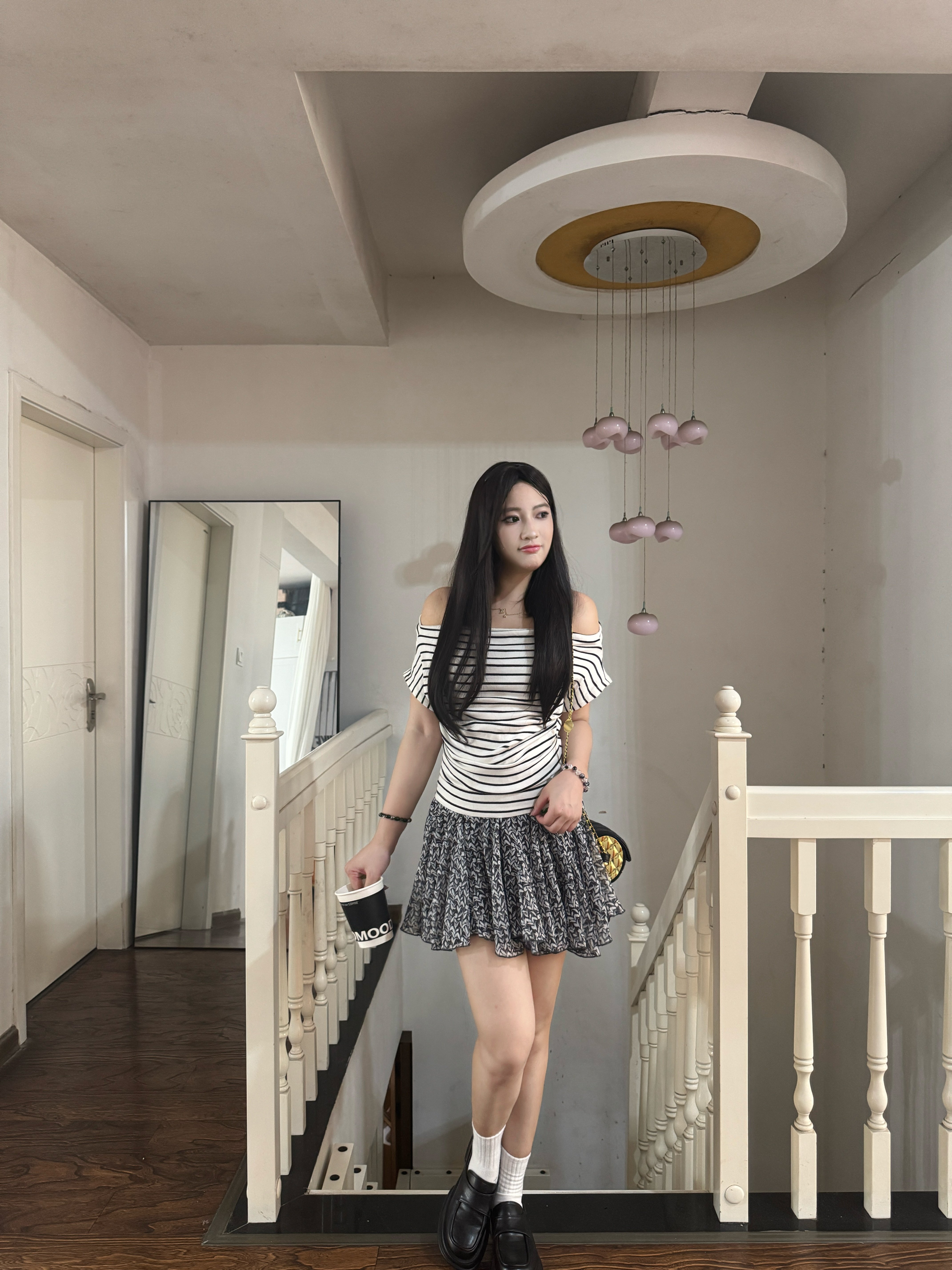 ELLE夏季法式碎花伞裙A字版型遮肉显瘦 碎花图案清新浪漫小众设计别致不撞款