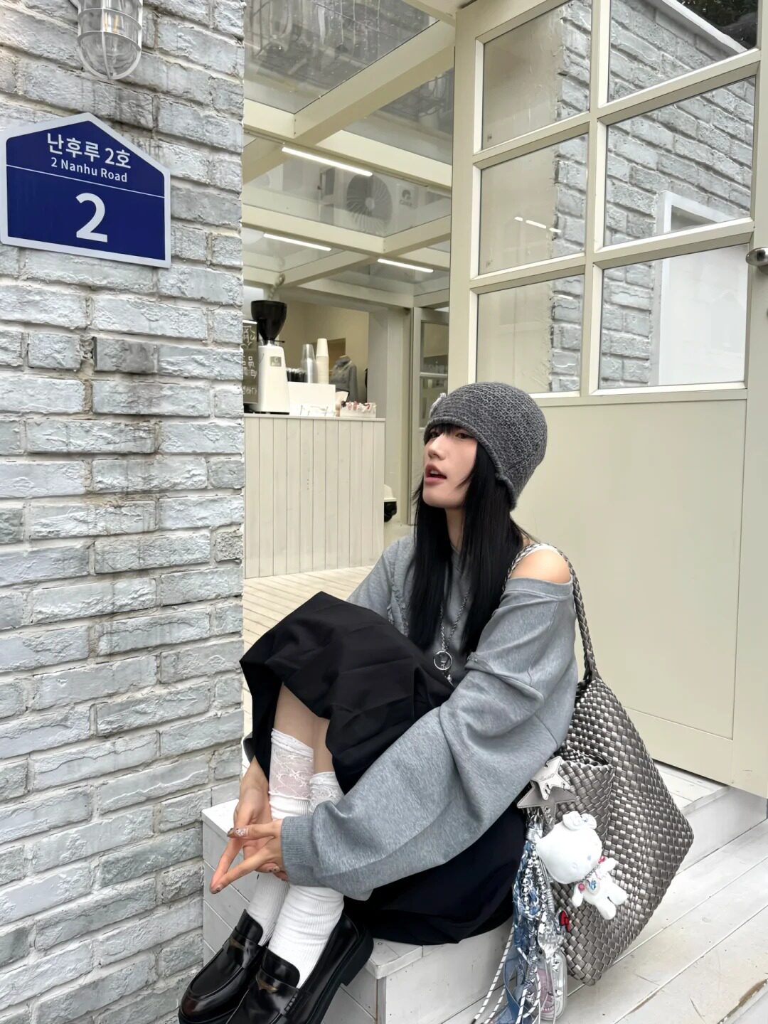 宋佳同款百丽海鸥乐福鞋2.0：厚底真皮的英伦飒爽美学