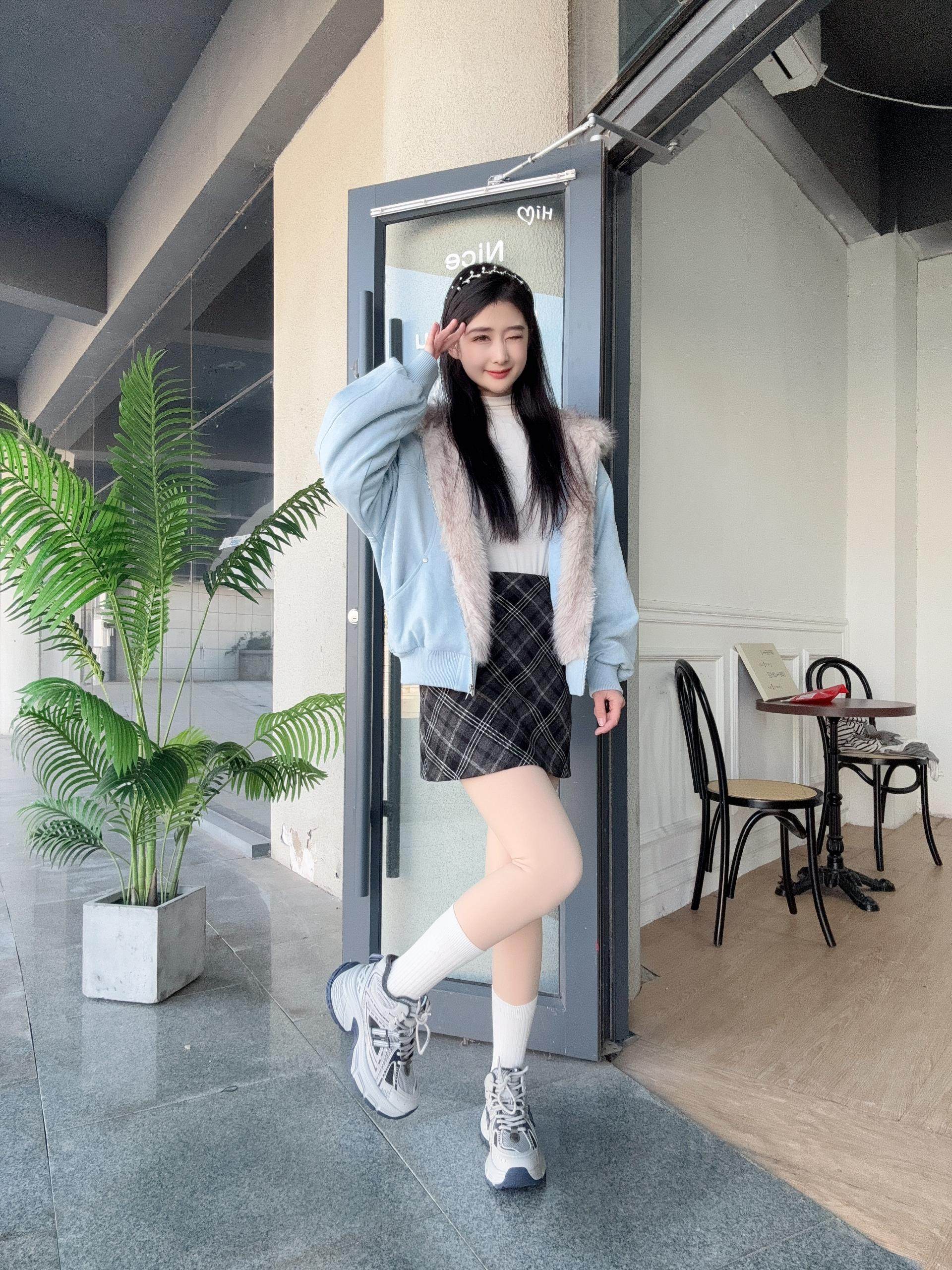 张凌赫同款百丽蓝鲸老爹鞋 灰色网面透气舒适 厚底增高拉长比例