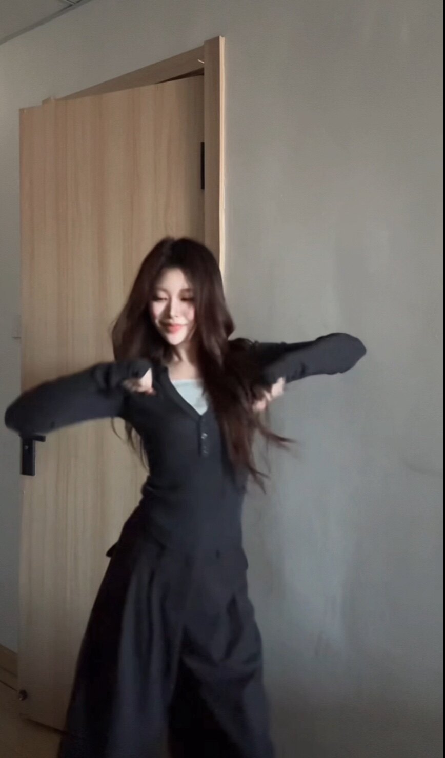 KENABSTUDIO春夏灰色阔腿西装裤 宽松垂感面料舒适有型