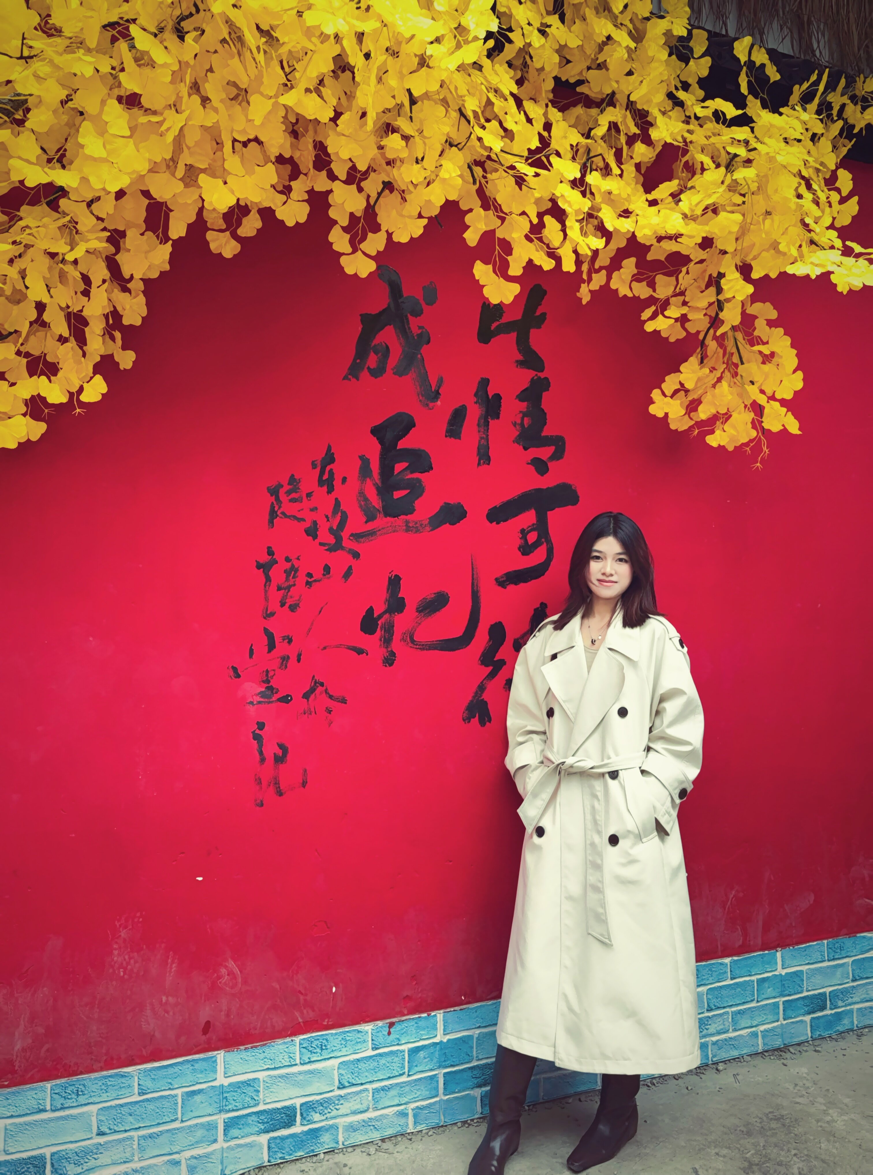 解锁法式优雅密码——周淼ZHOUMIAO"巴黎旧梦"风衣穿搭图鉴