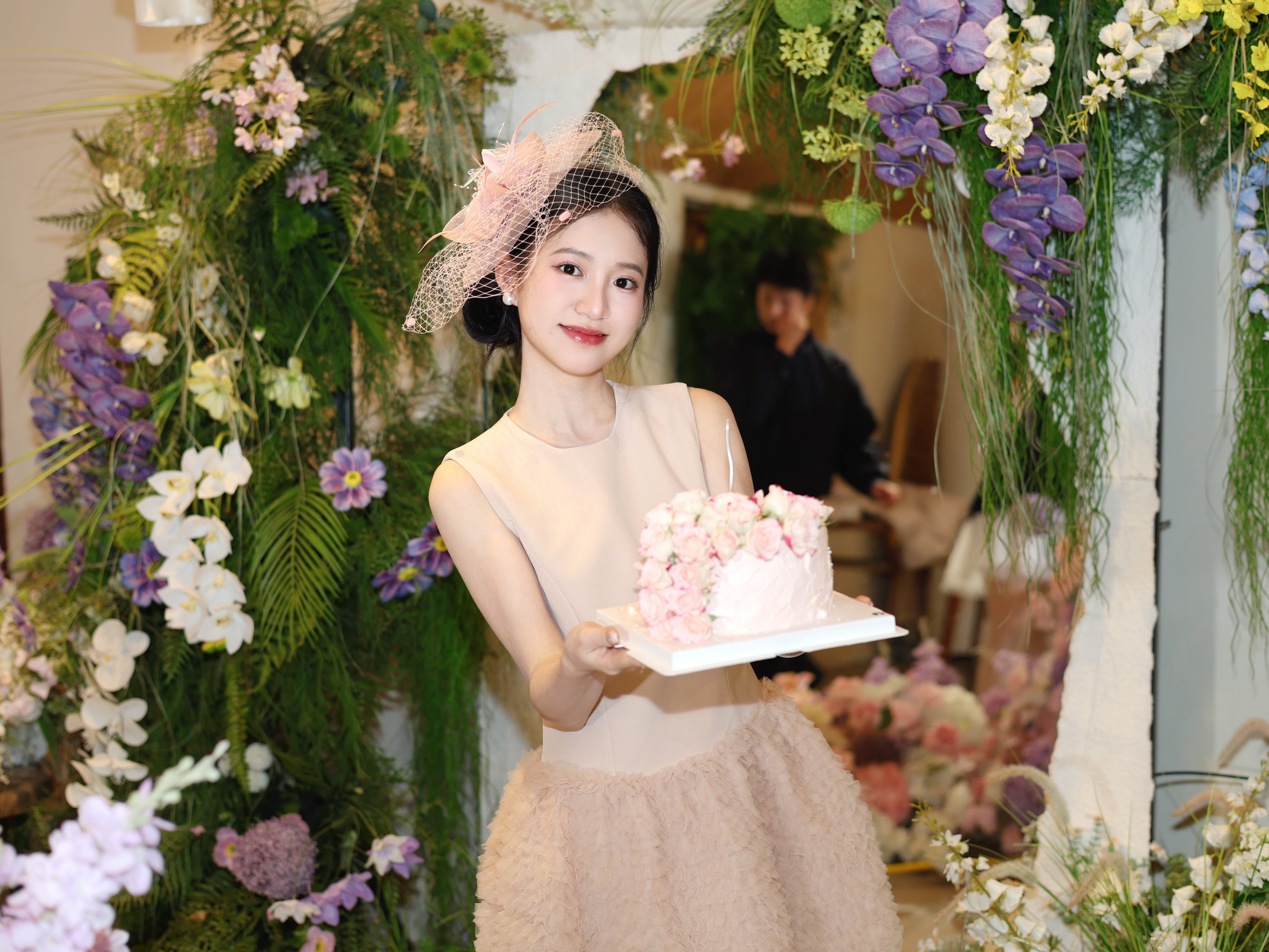 avenement气质网纱蛋糕裙 蓝色蓬蓬短裙设计 生日礼服或日常出街都吸睛
