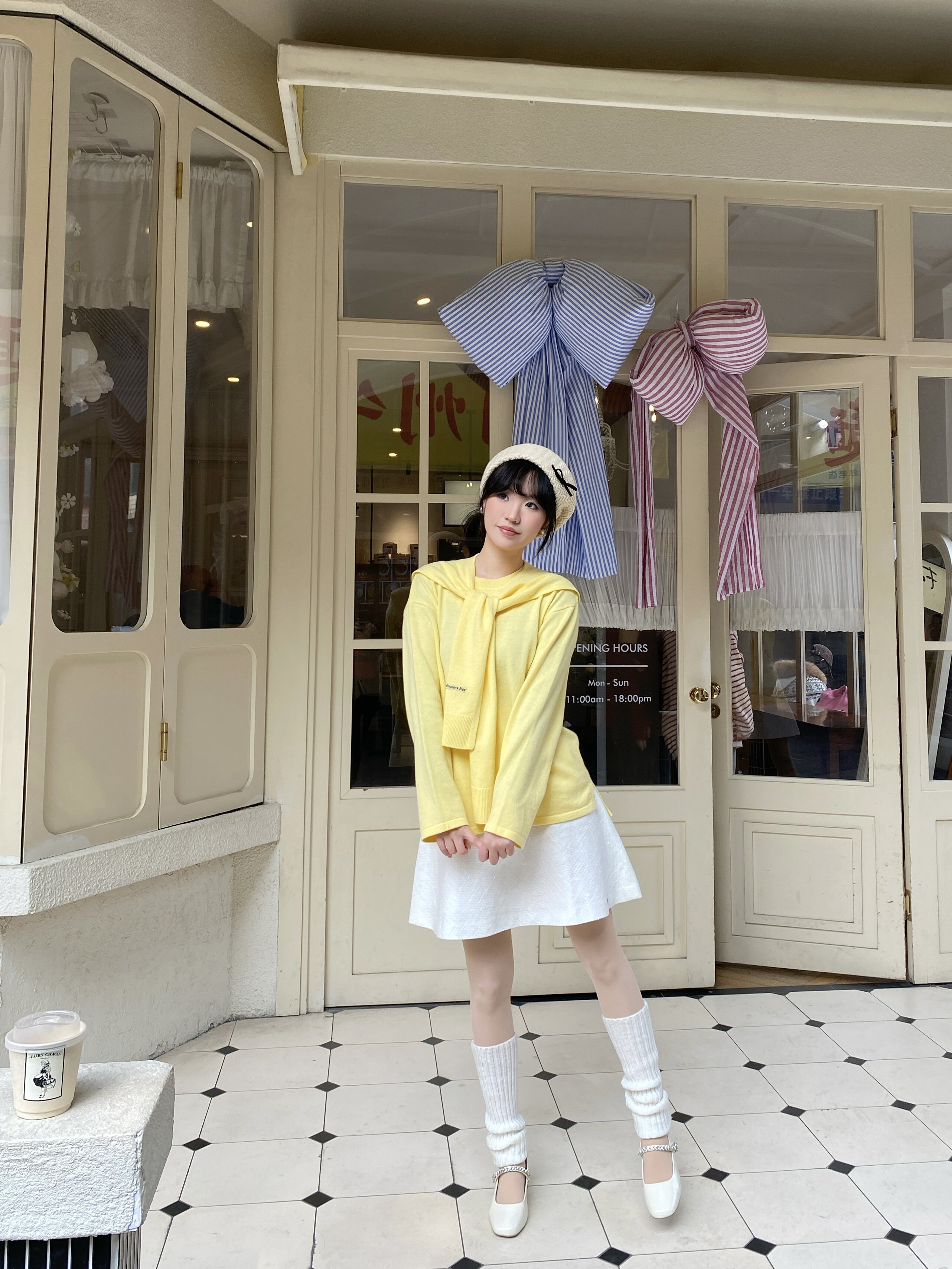 孙乐言毛晓彤同款百丽「白月光」红色高跟玛丽珍单鞋：脚踝间的复古红玫瑰