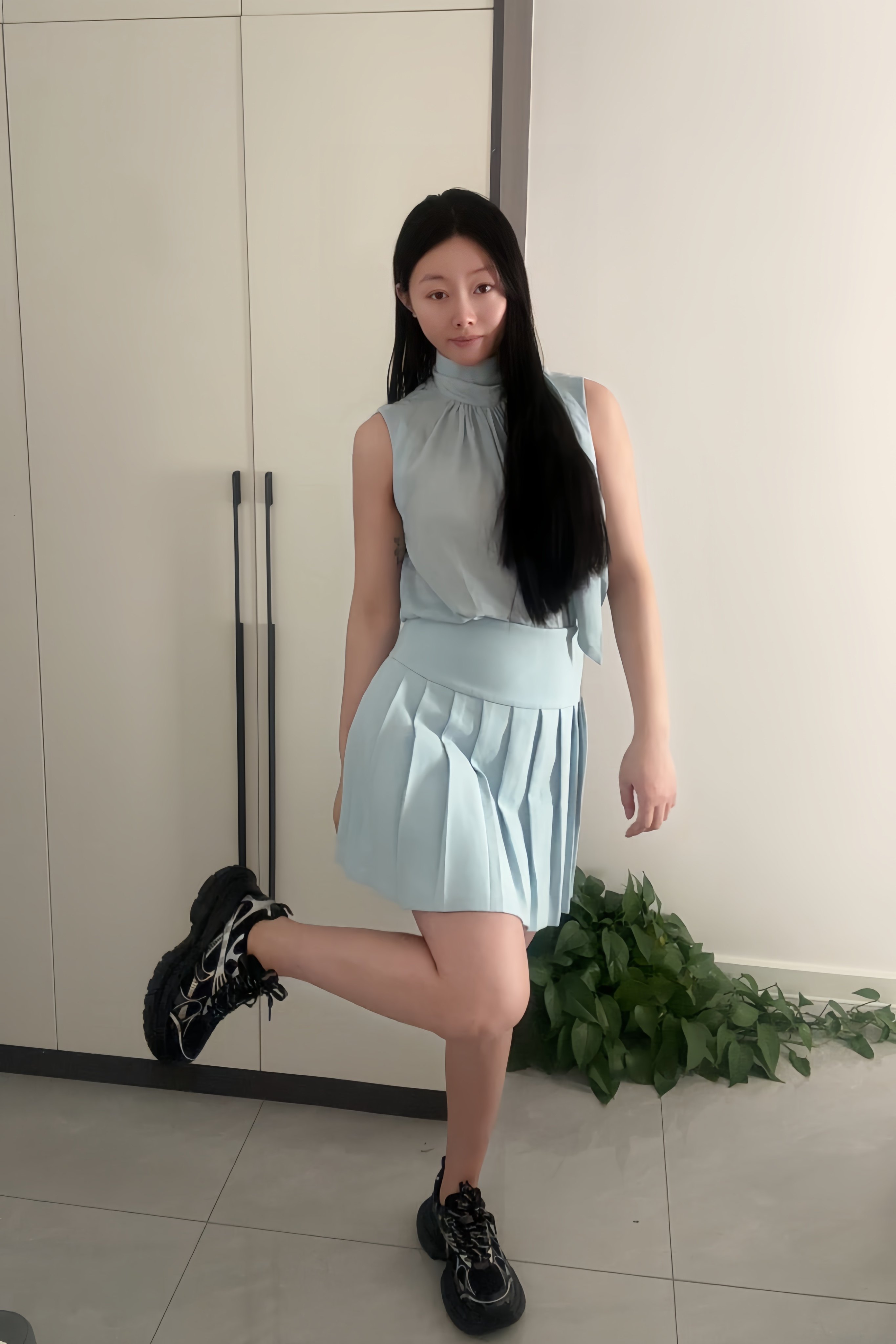 迪丽热巴同款骆驼银月老爹鞋 厚底增高拉长比例 银色系未来感十足