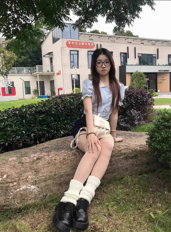 达芙妮春季厚底乐福鞋，英伦风厚底增高3-4cm小个子友好一脚蹬便捷