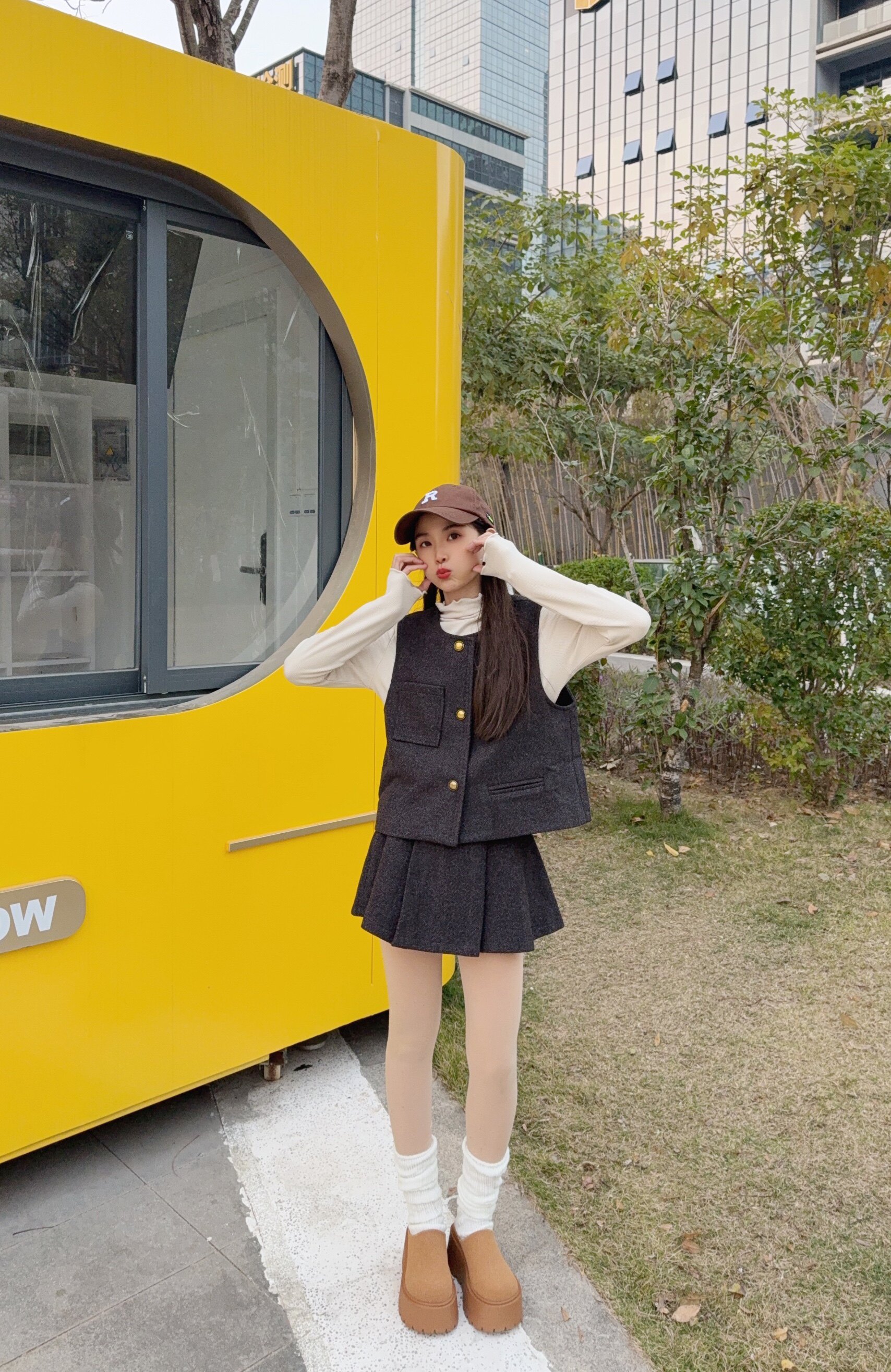 cvrv勃肯包头半拖鞋：7.5cm松糕底的春日慵懒显高美学