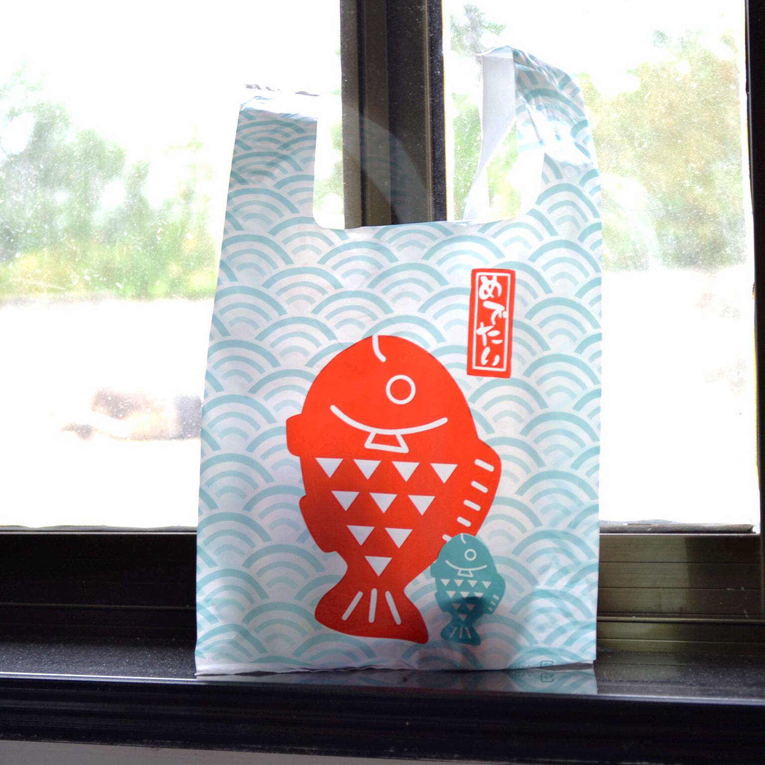 New product happy arrival Custom horse clip bag plastic supermarket tote shopping bag 100 pieces vest gift clothing bag