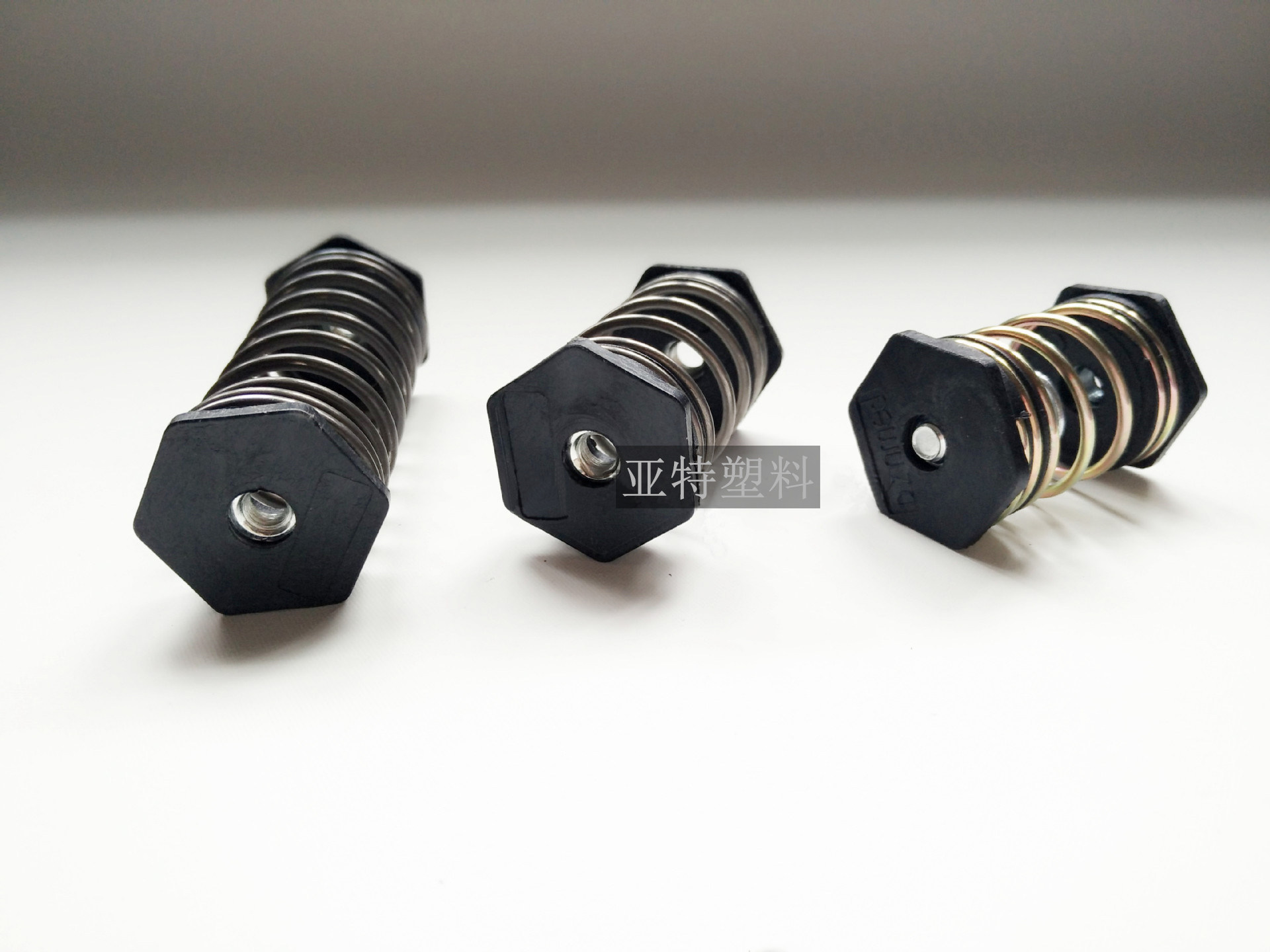 M6 shock absorption spring anti - shock stretch back shock - back shock - resistant foot mat seismic - avoidance compressed spring gas pump oxygen machine