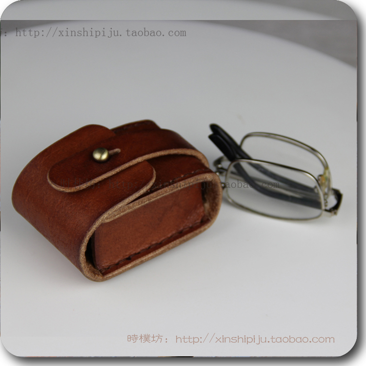 Genuine Leather Reading Glasses Case, First-Layer Hard Cowhide Folding Glasses Case, Hand-Stitched, Pressure-Resistant, Anti-Fall, Retro Style Genuine Leather Reading Glasses Case, First-Layer Hard Cowhide Folding Glasses Case, Hand-Stitched, Pressure-Resistant, Anti-Fall, Retro Style