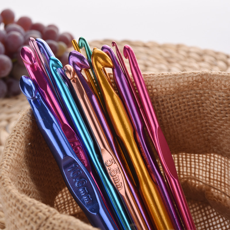 Handmade diy metal crochet needle knitting tool Colored alumina stainless steel woven scarf sweater hook needle