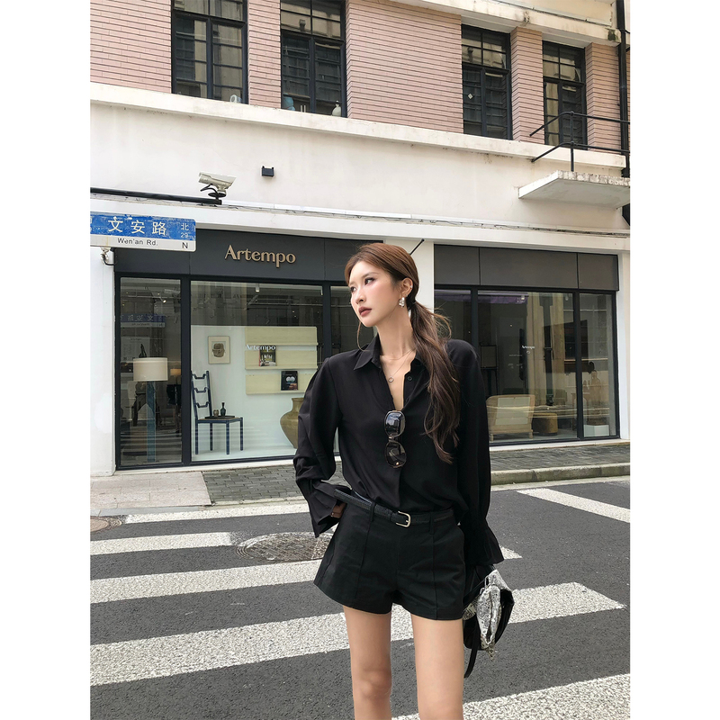 Fangting Black Shirt for Women, Autumn Silk Lapel Loose Shirt, Versatile and Elegant, Long-Sleeved Top for Work Wear