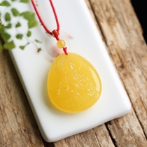 Shangshi Qingling natural amber chicken oil yellow beeswax thousand hands Guanyin Bodhisattva Buddha statue pendant men pendant necklace