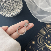 Asymmetric star moon earrings 2021 New Tide earrings design sense temperament exquisite earrings advanced sense light luxury women