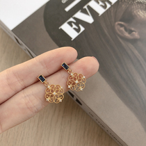 Retro exquisite high-grade earrings 2021 New French temperament earrings female earrings golden earrings earrings