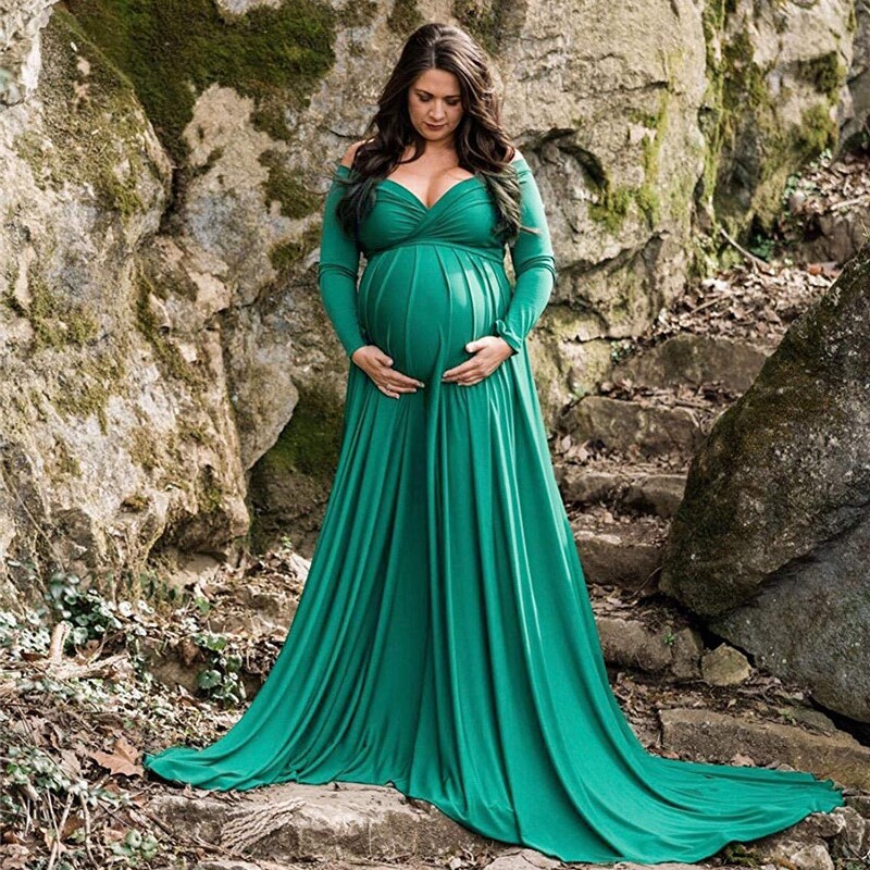 Pregnant women in Europe and America Photo Long sleeves Sexy ocean dress Photography Photographic photo-writing True V neckline trailing large skirt hem skirt