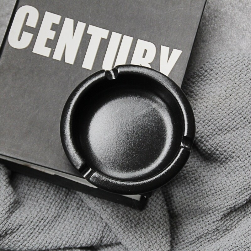 Creative Fashion Trends Office Living Room Tea Table Modern Minimalist Personality Home ceramic Yaguang Black Cigarette Ash