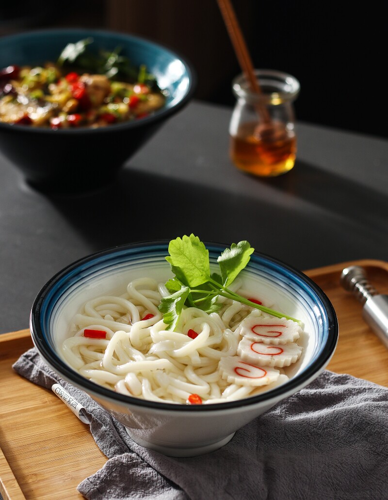 Blue noodle bowl, white porcelain, blue-sided hat bowl, trumpet bowl, straight mouth noodle bowl, creative thread, anti-scalding, small fresh Japanese bowl